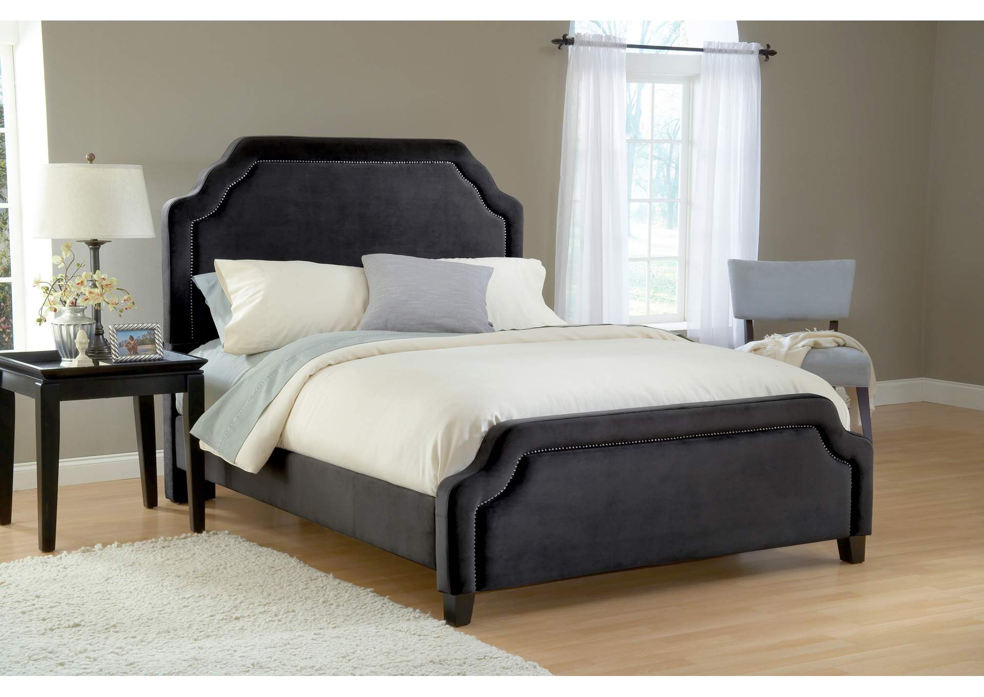 Carlyle King Bed w/Rails,Hillsdale