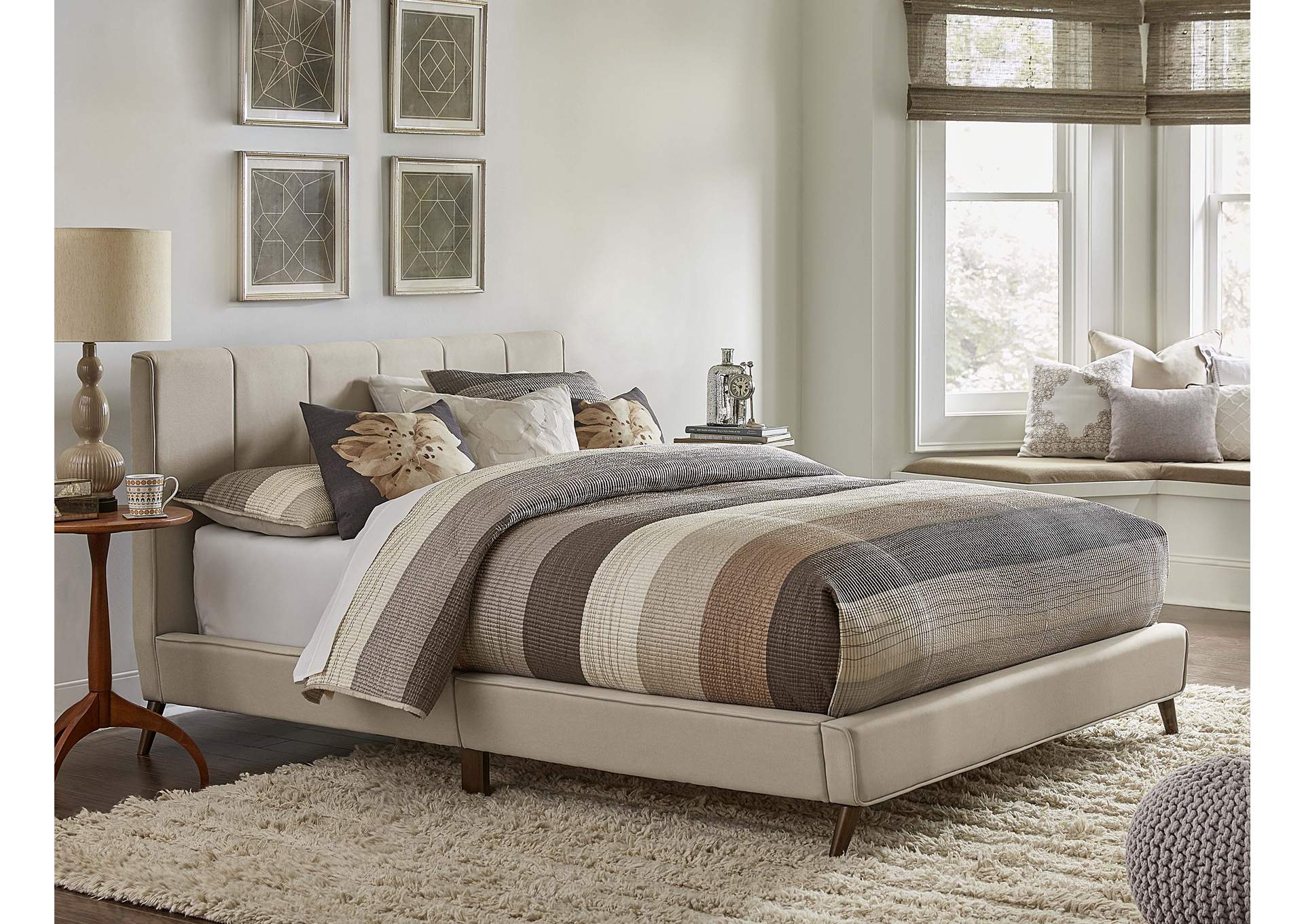 Aussie Queen Bed,Hillsdale