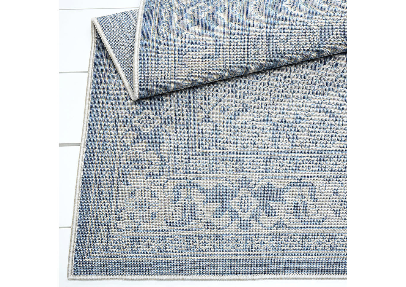 Patio Country Dahlia Blue-Gray Area Rug,Home Dynamix