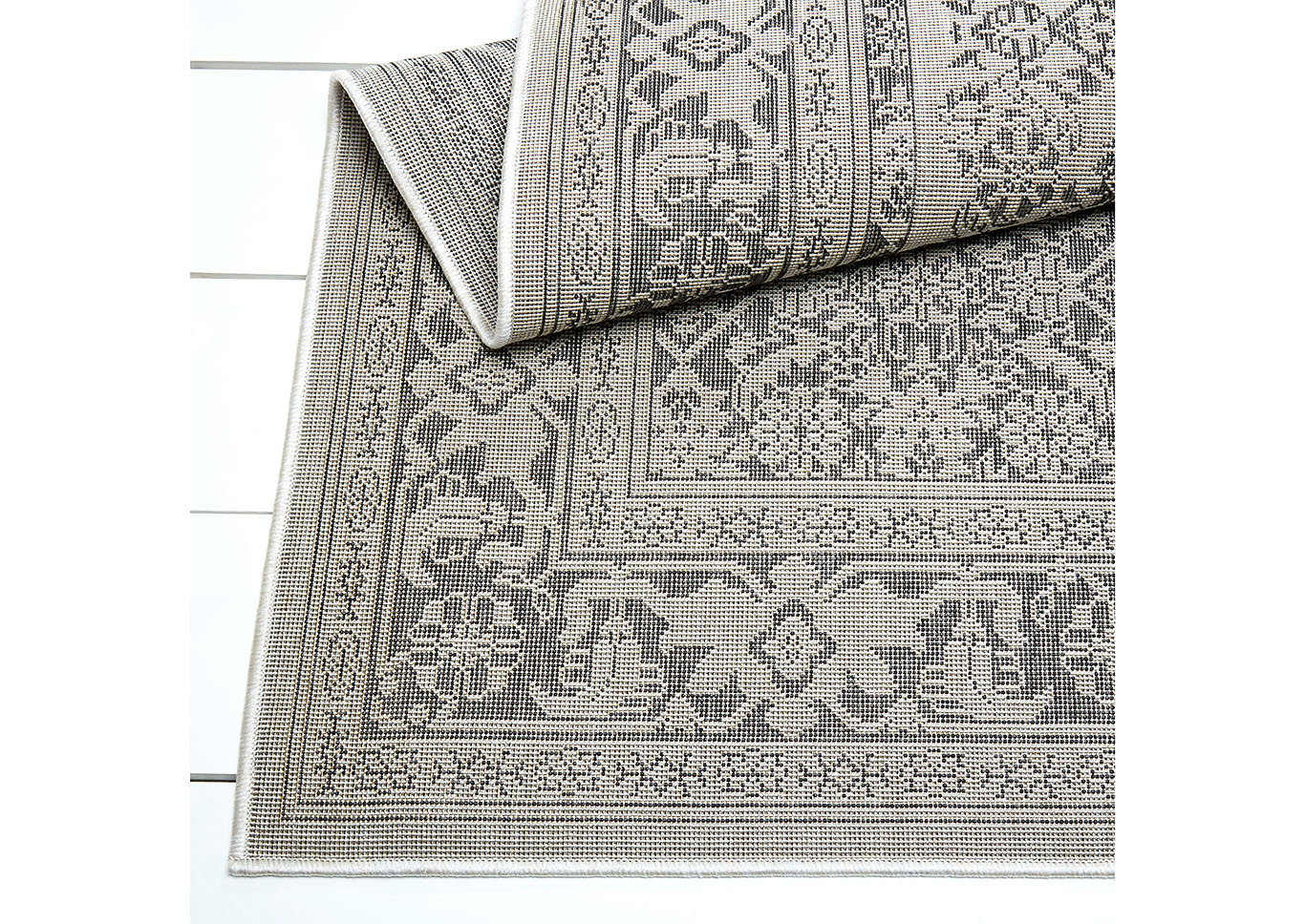 Patio Country Dahlia Gray-Black Area Rug,Home Dynamix