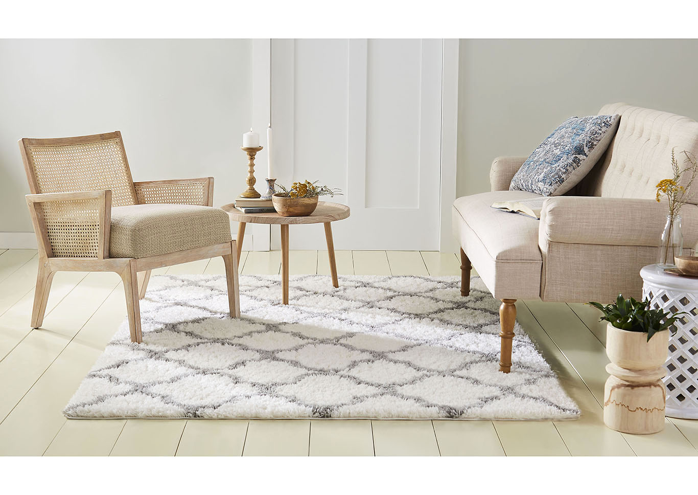 Ventura Roslin Ivory-Silver Area Rug,Home Dynamix