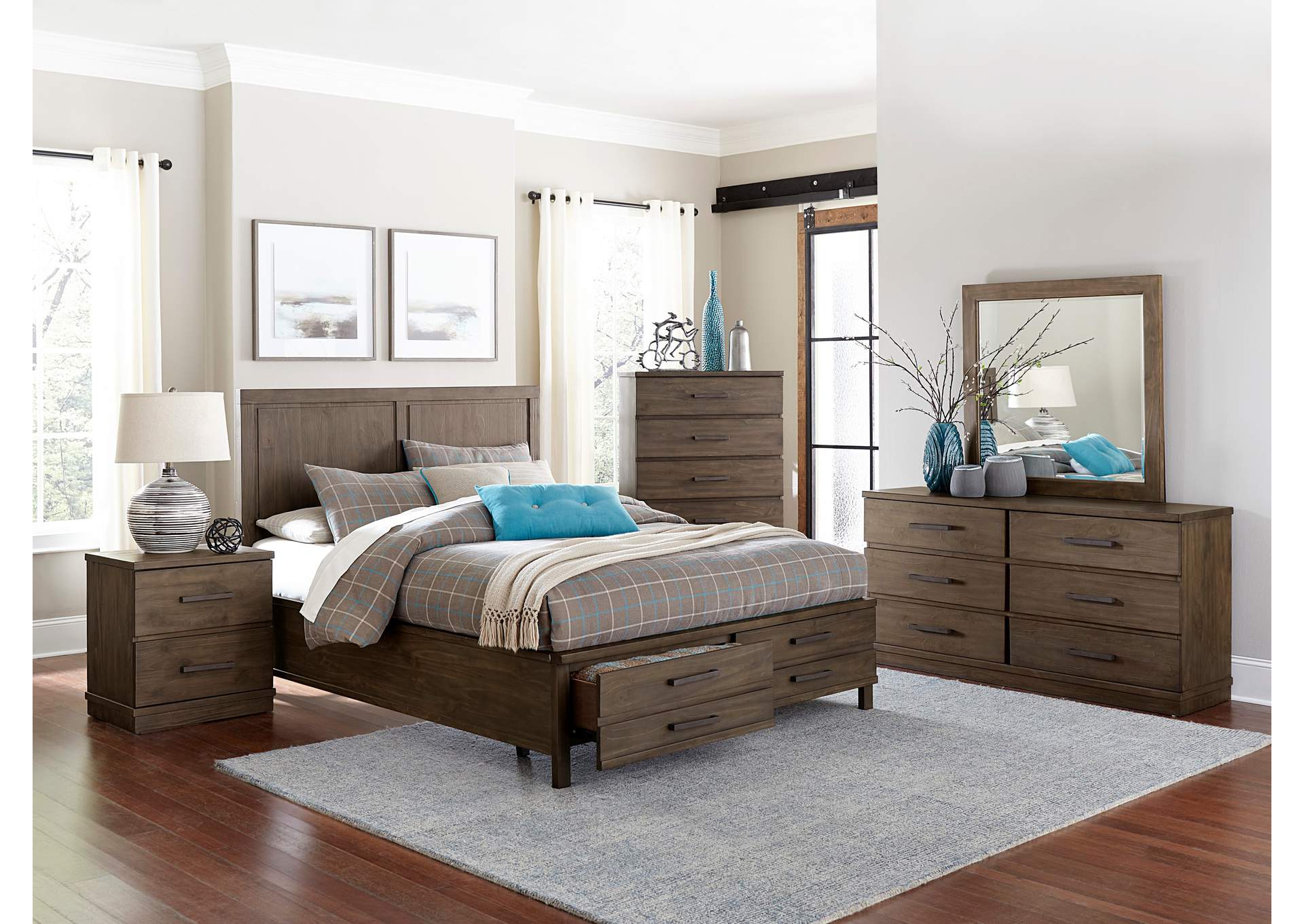 Bracco Pine California King Platform Bed with Footboard Storage,Homelegance