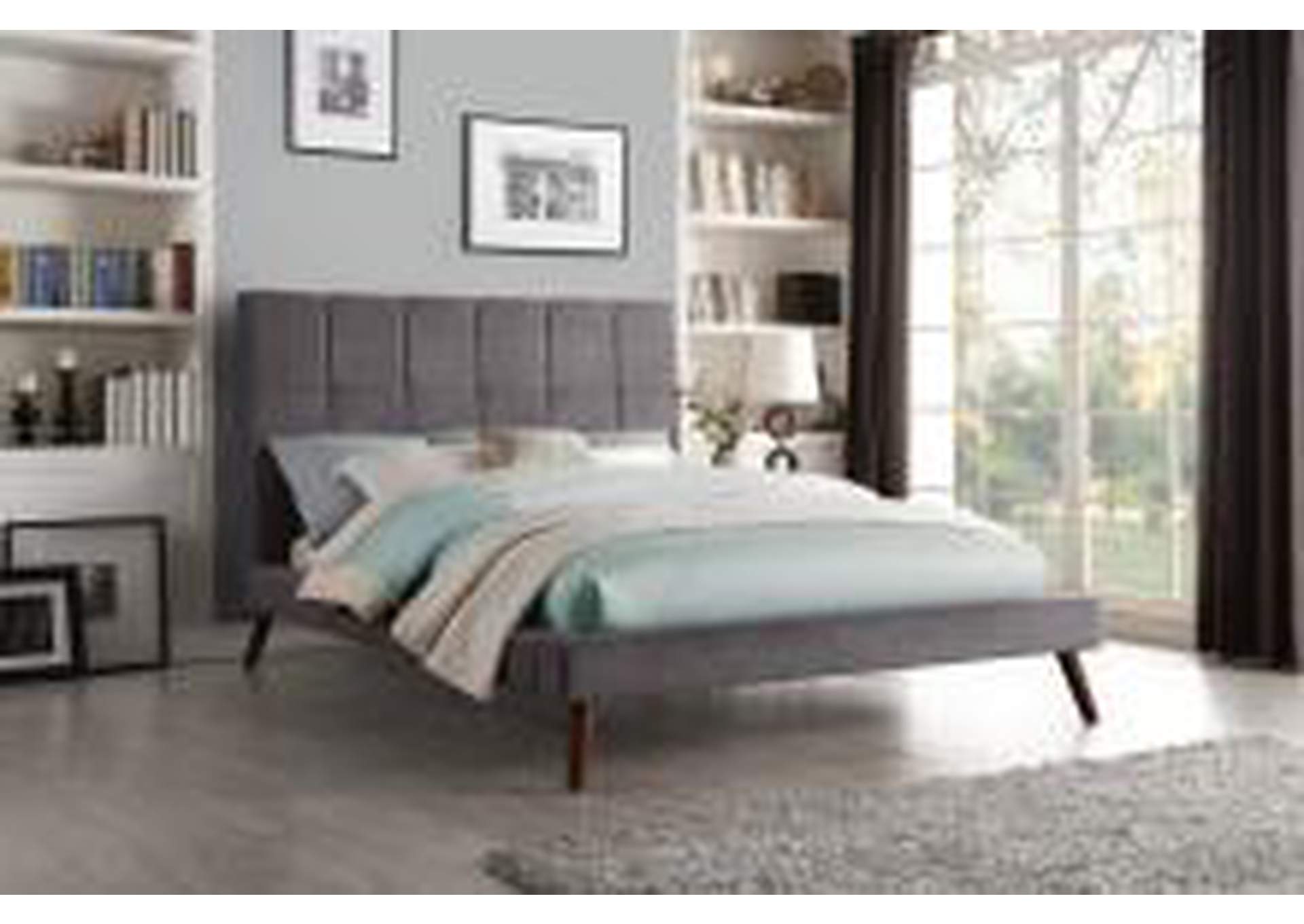 Kinsale Queen Platform Bed,Homelegance