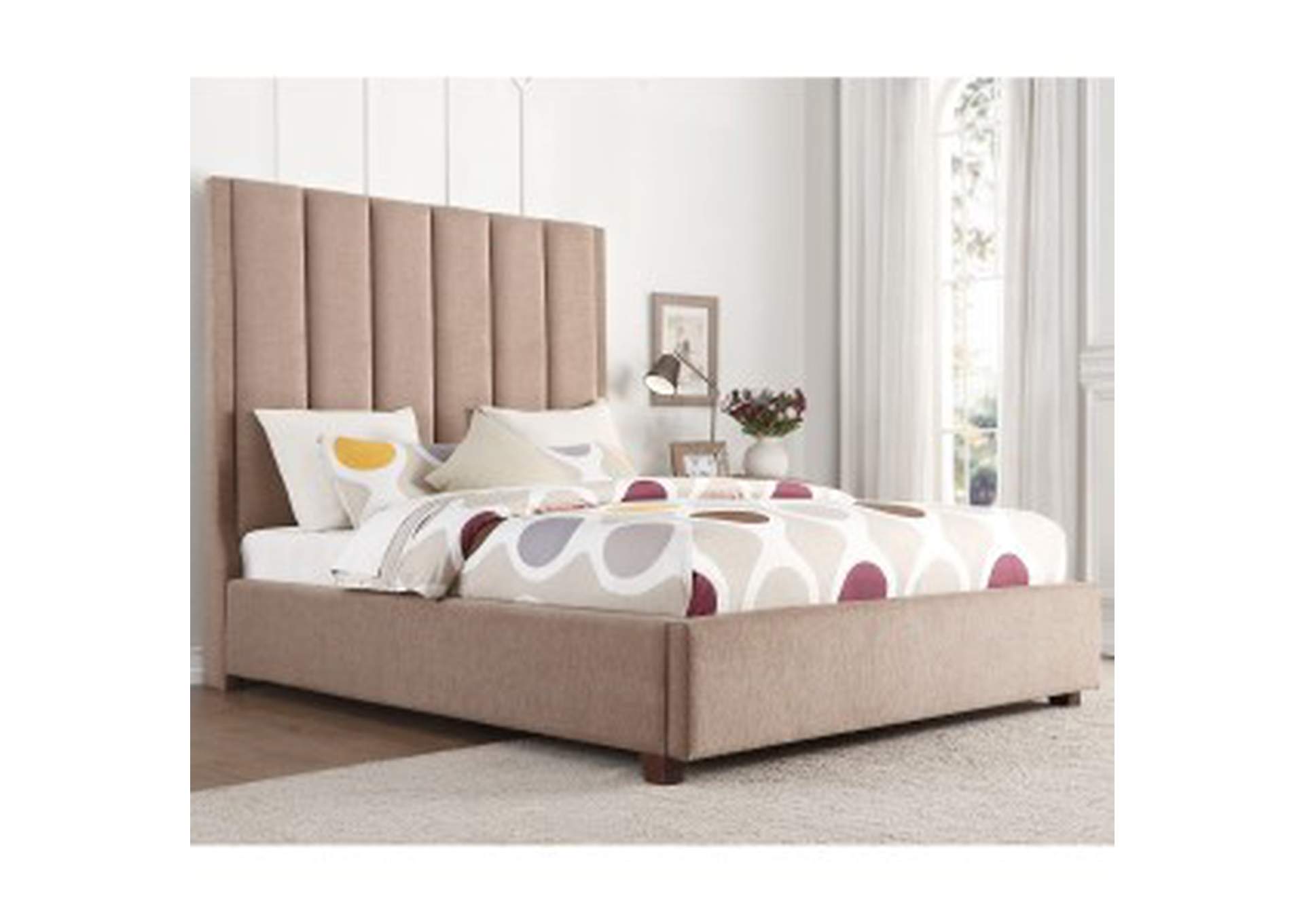 Neunan Queen Platform Bed,Homelegance