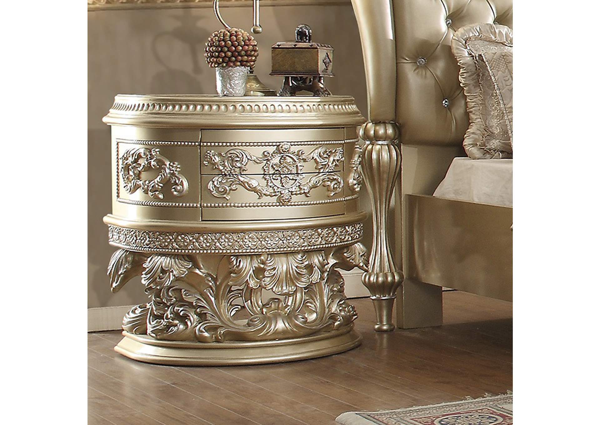 Belle Silver 5 Piece Bedroom Set,Homey Design