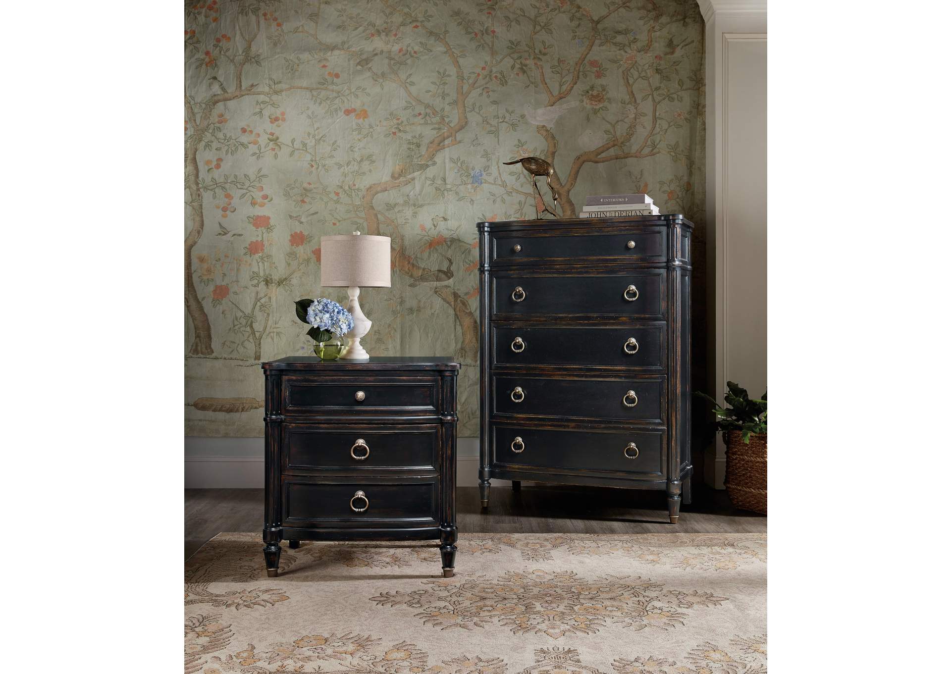 Charleston Five - Drawer Chest,Hooker Furniture