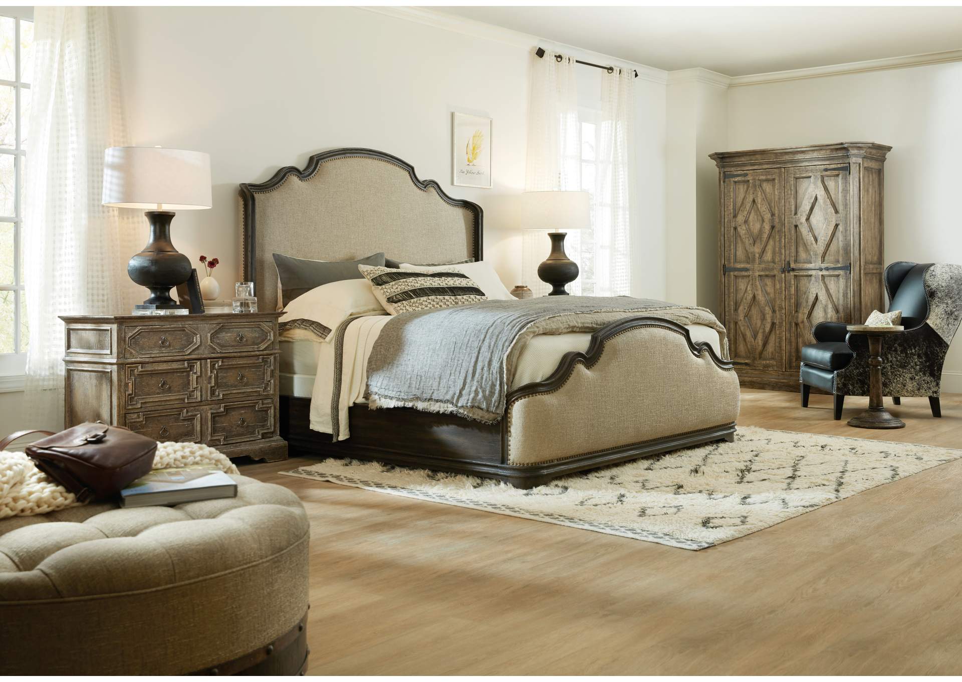 La Grange Fayette California King Upholstered Bed,Hooker Furniture