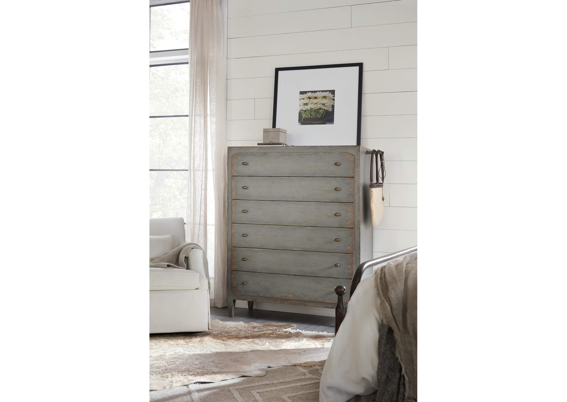 Ciao Bella Six-Drawer Chest- Speckled Gray,Hooker Furniture