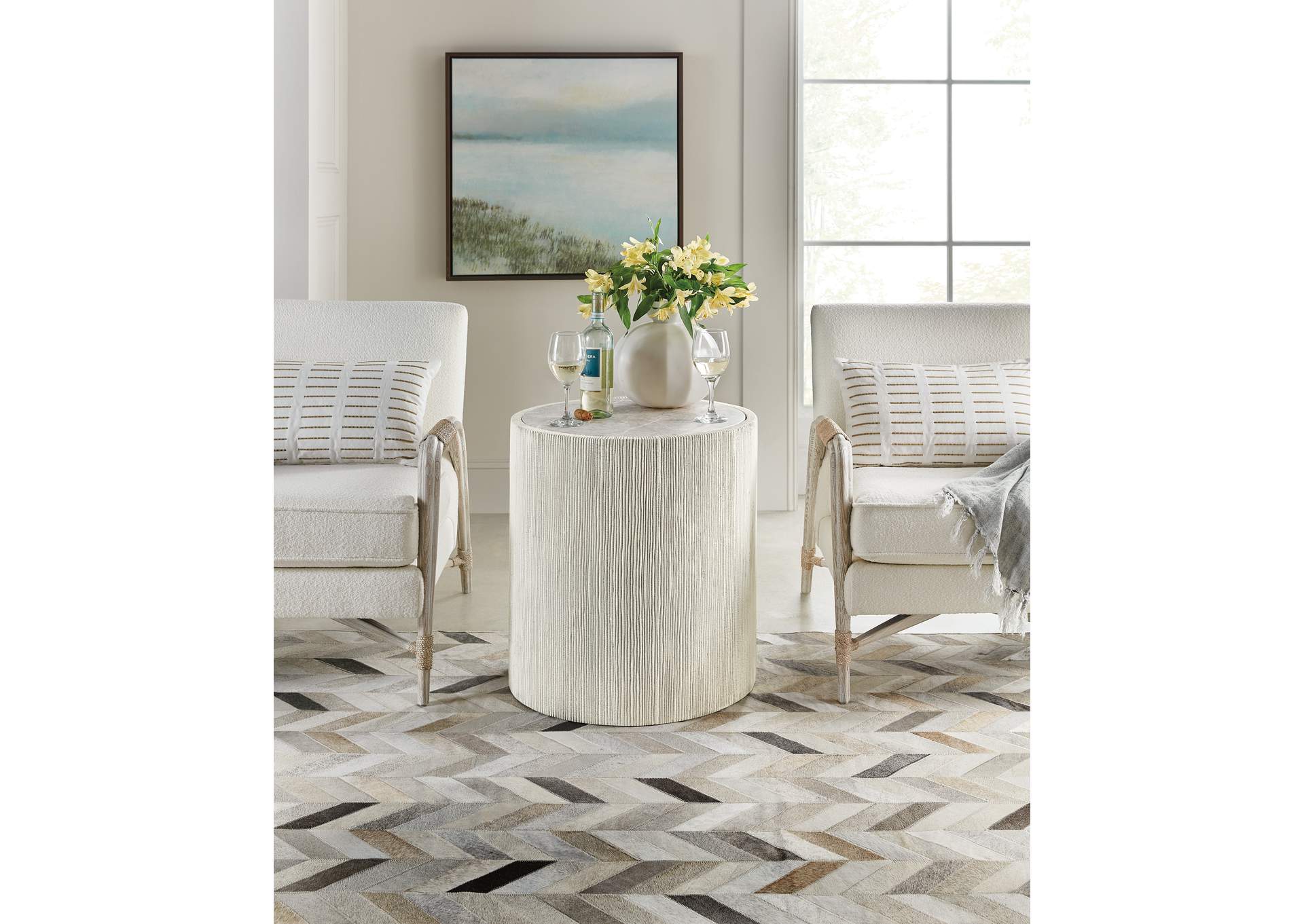 Serenity Swale Round Side Table,Hooker Furniture