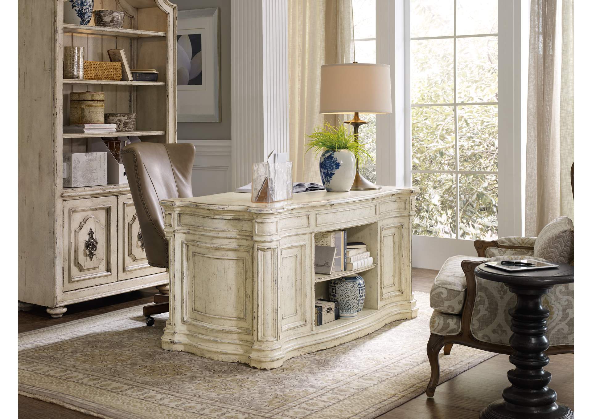 Lynn Executive Swivel Tilt Chair,Hooker Furniture