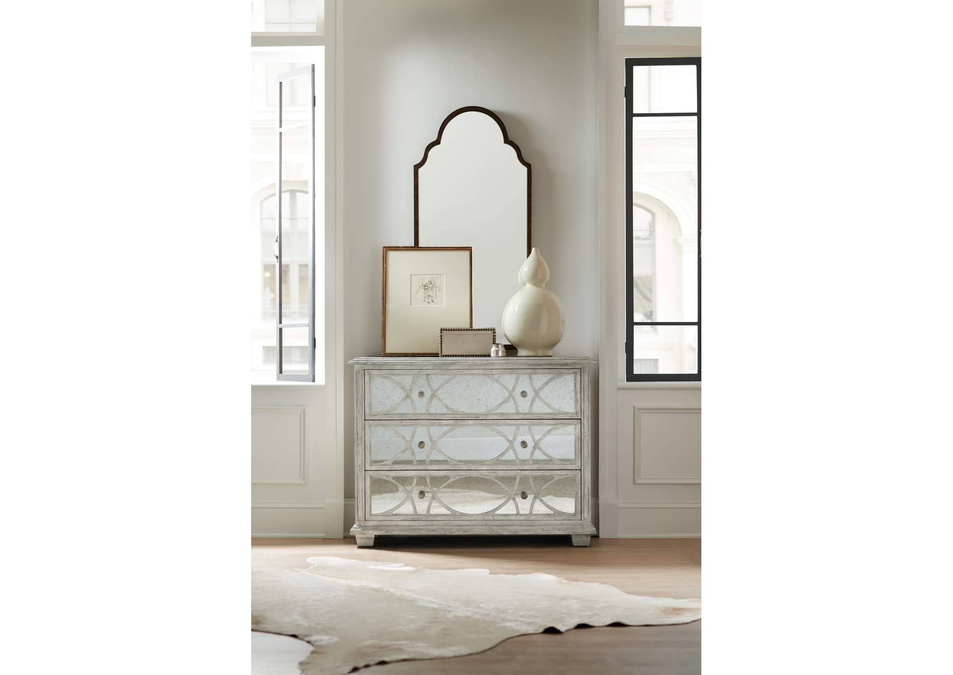 Boheme Duvel Accent Chest,Hooker Furniture