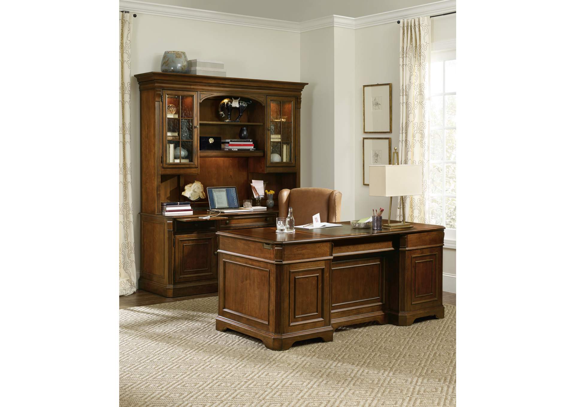 Brookhaven Executive Desk,Hooker Furniture