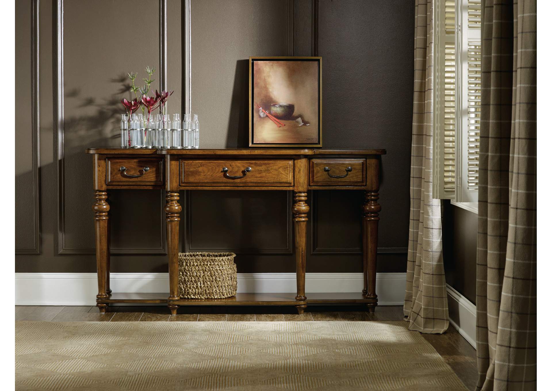 Tynecastle Console Table,Hooker Furniture