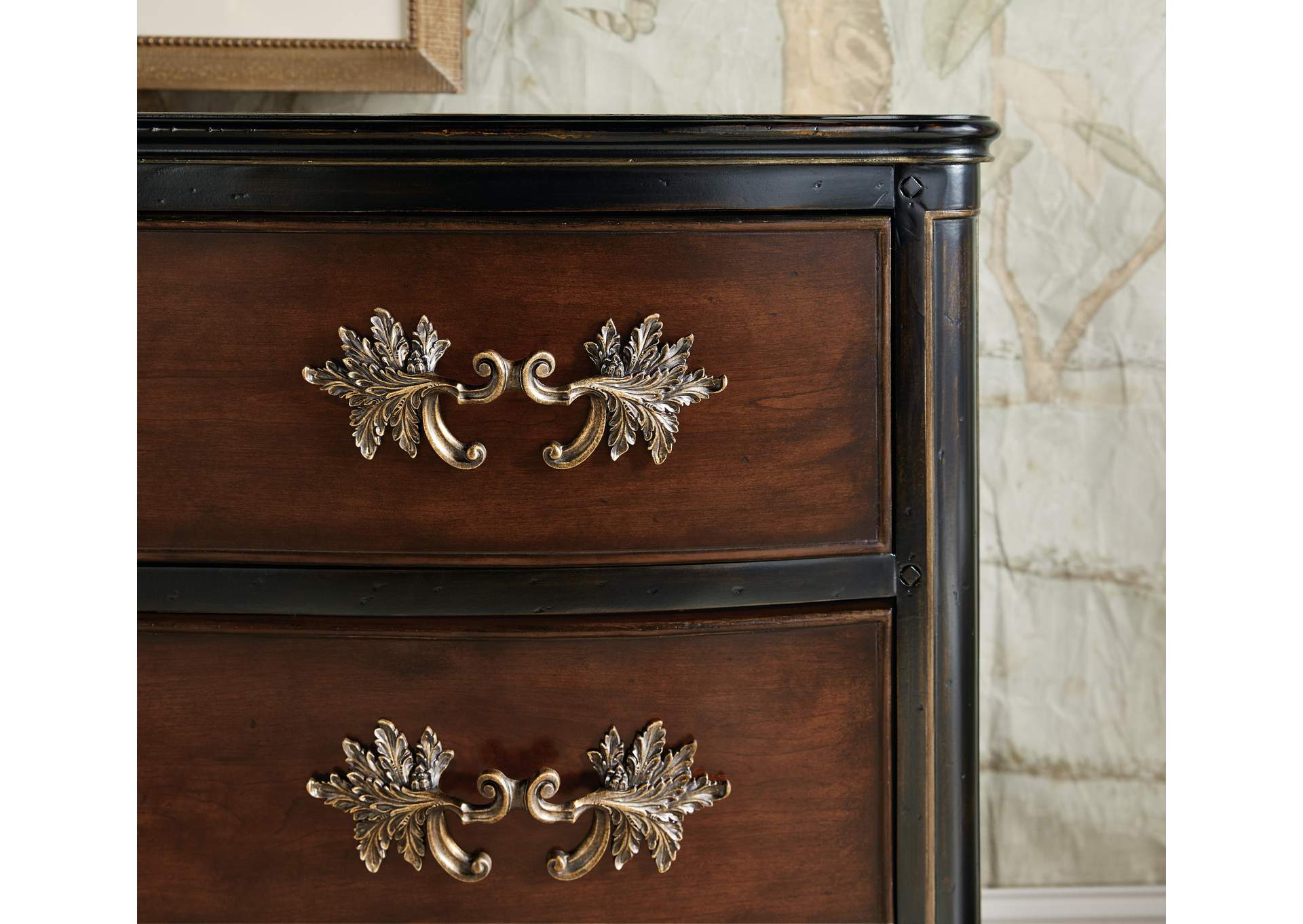 Charleston Three - Drawer Accent Chest,Hooker Furniture