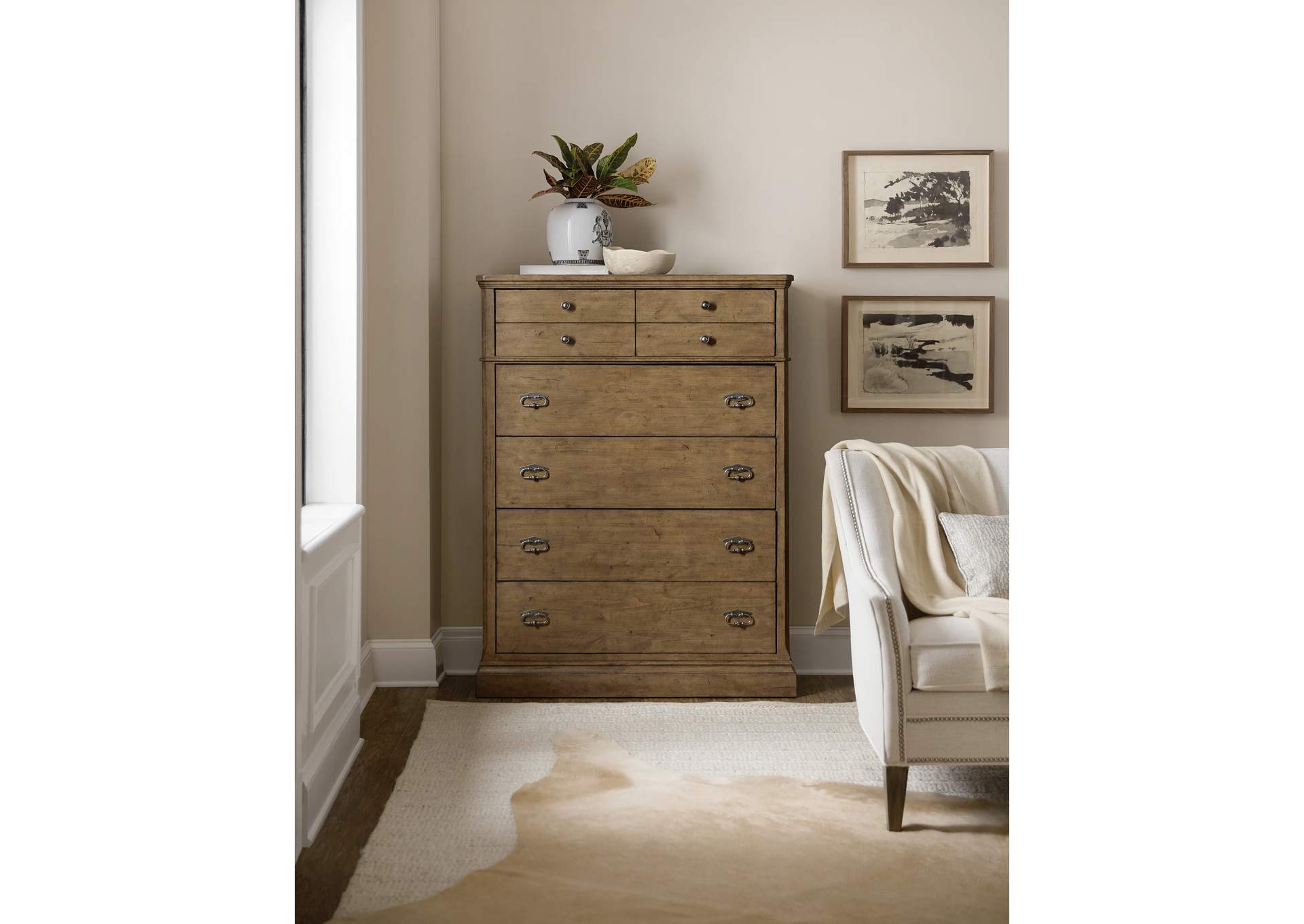 Montebello Five-Drawer Chest,Hooker Furniture