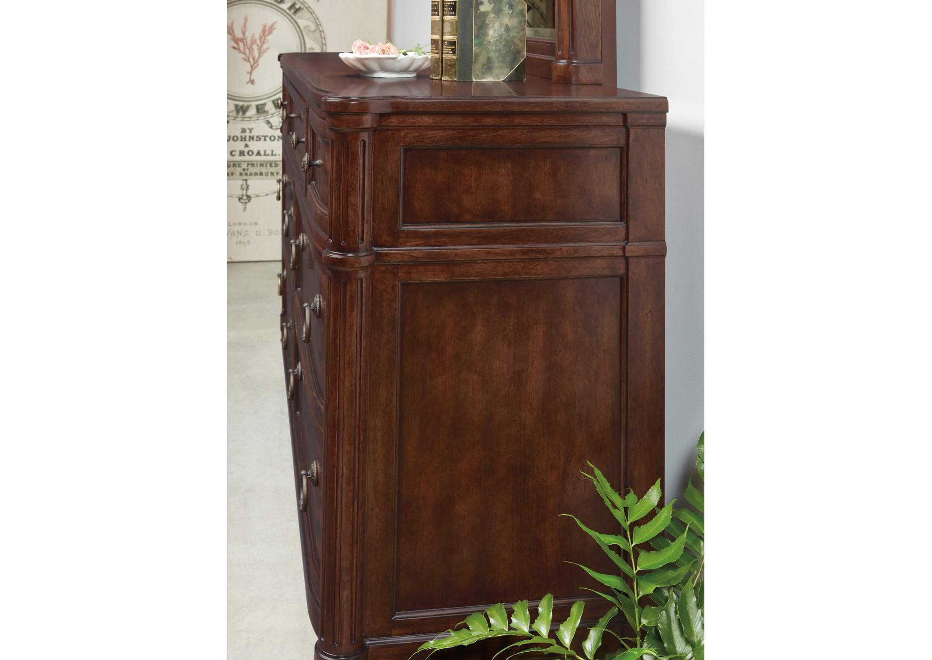 Charleston Seven - Drawer Dresser,Hooker Furniture