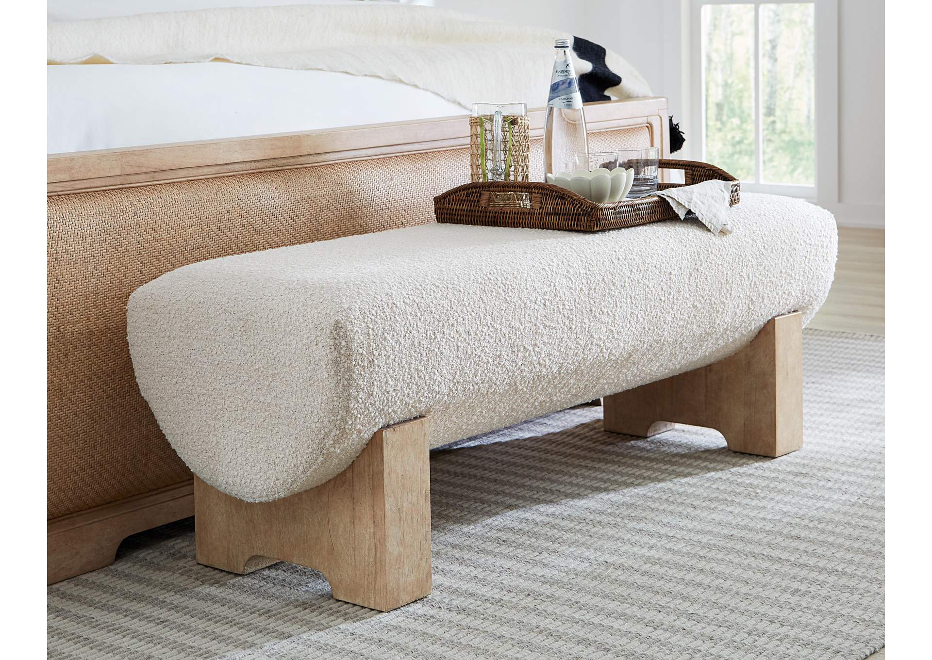 Retreat Bed Bench,Hooker Furniture