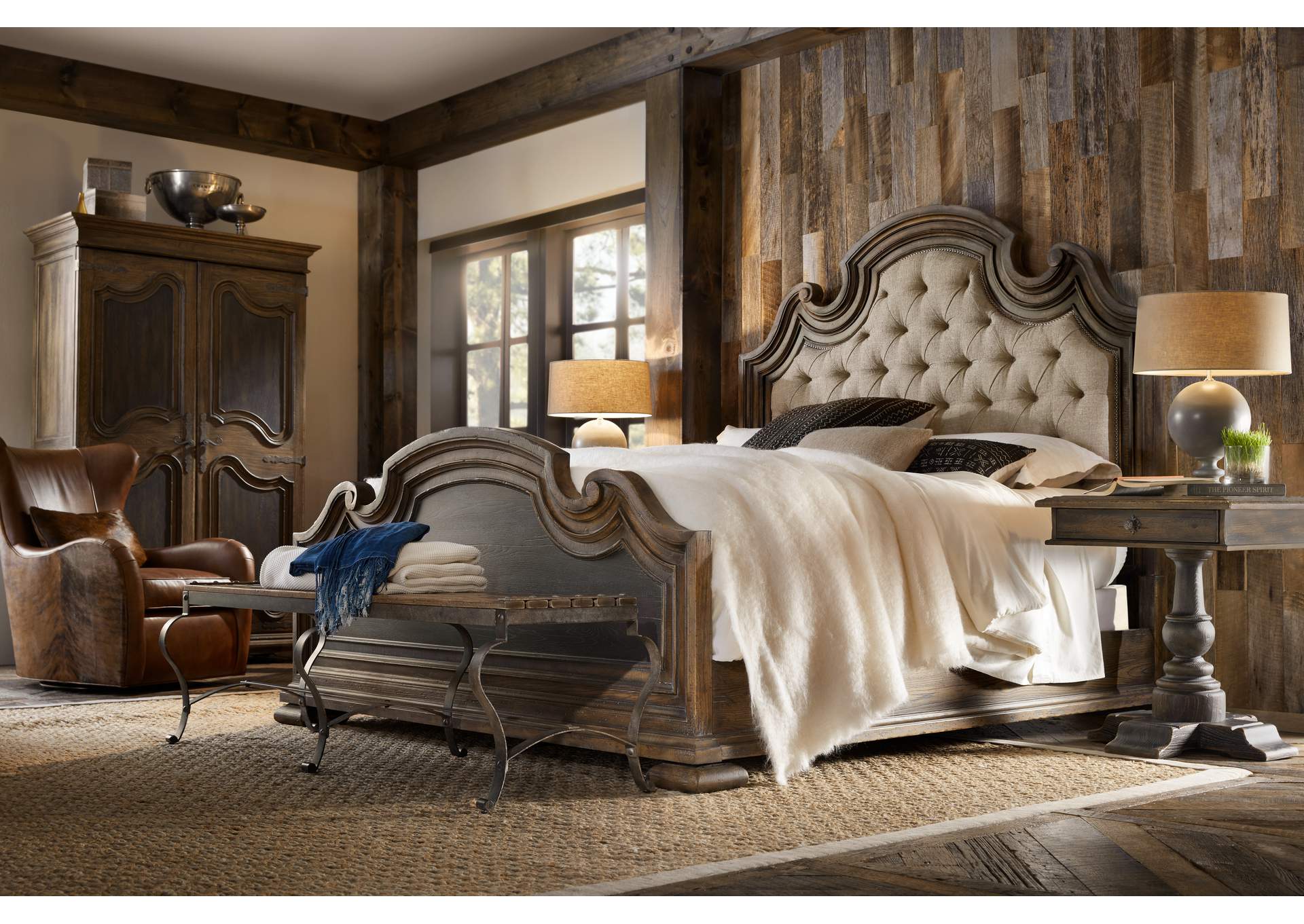 Fair Oaks King Upholstered Bed,Hooker Furniture