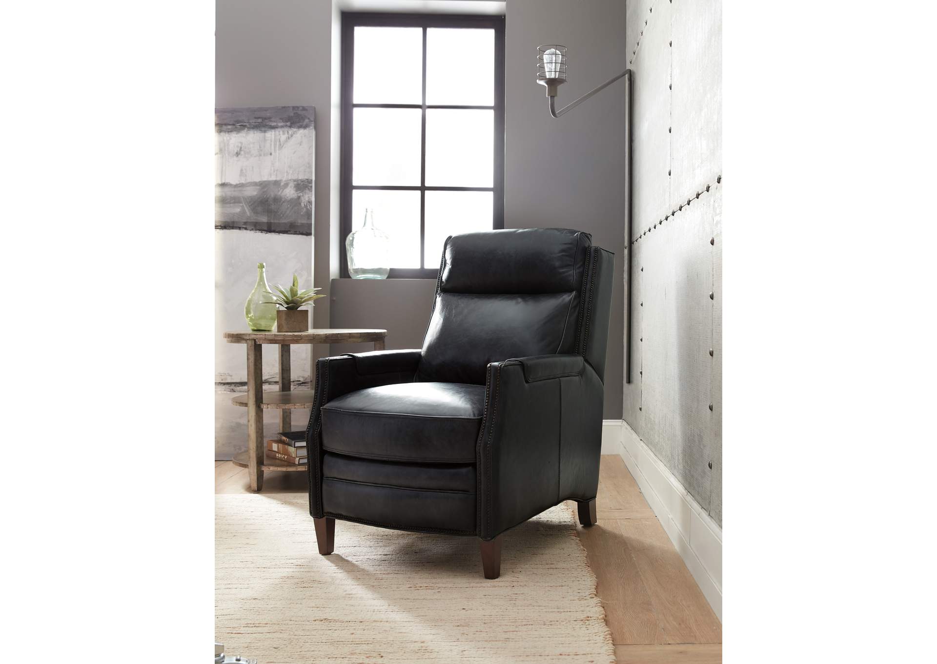 Regale Power Recliner w/ Power Headrest,Hooker Furniture