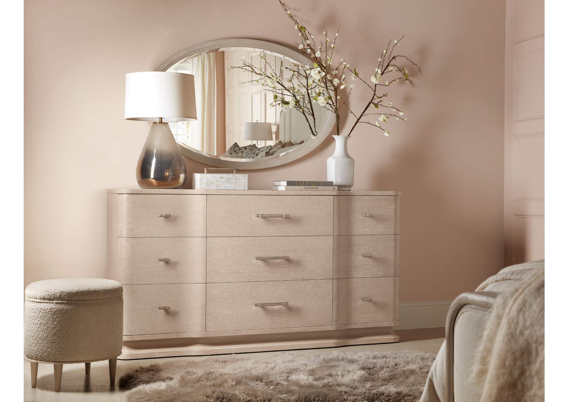 Nouveau Chic Nine Drawer Dresser,Hooker Furniture