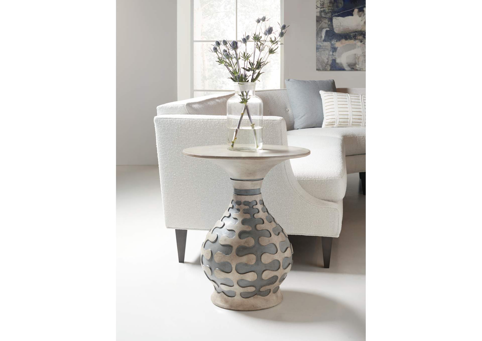 Commerce & Market Accent Table,Hooker Furniture