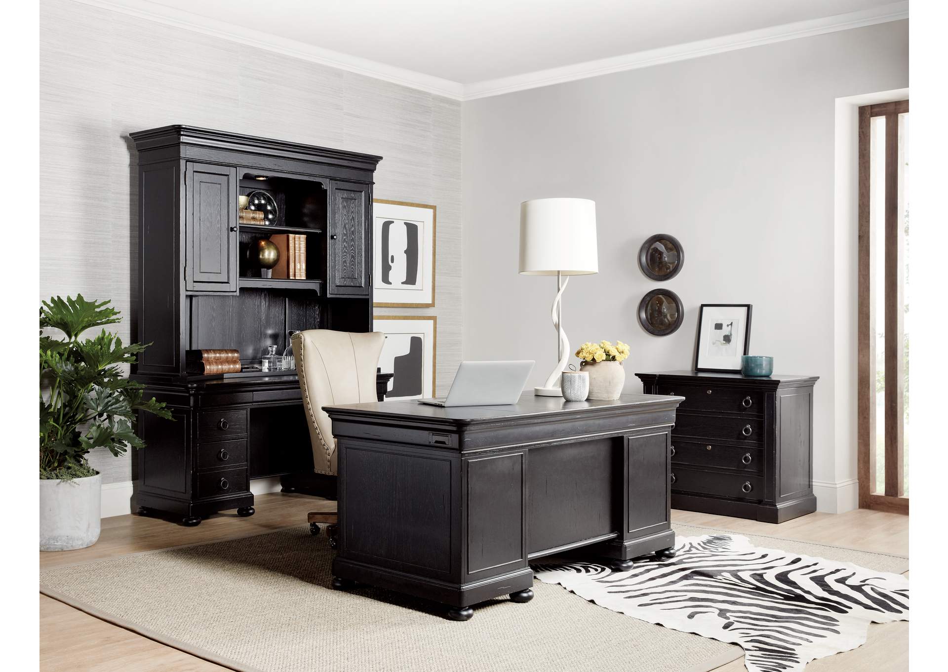Bristowe Executive Desk,Hooker Furniture