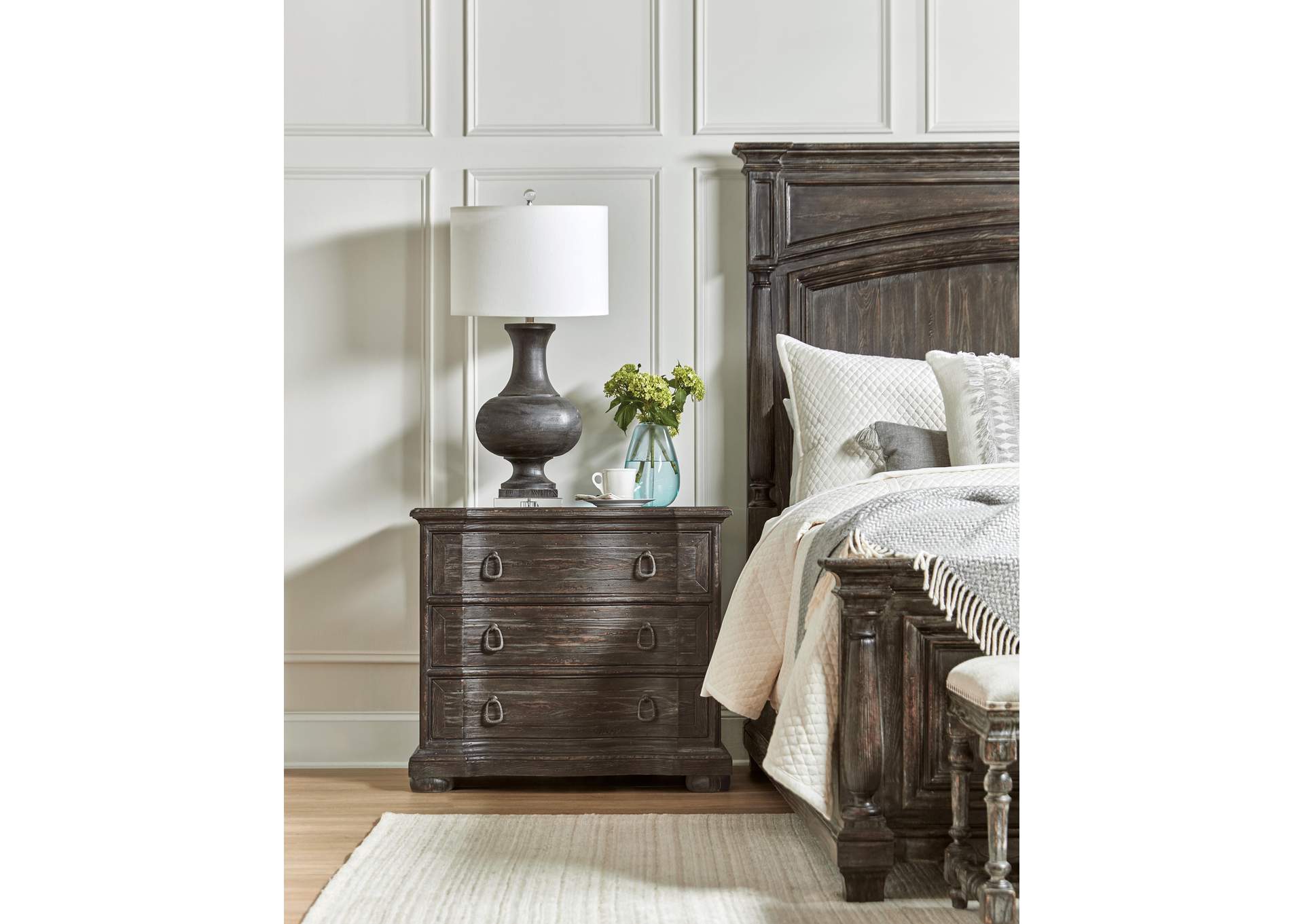 Traditions Three - Drawer Nightstand,Hooker Furniture