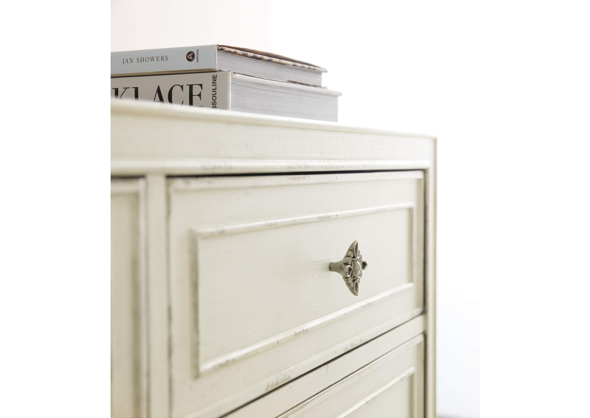 Sanctuary Anastasie Dresser,Hooker Furniture