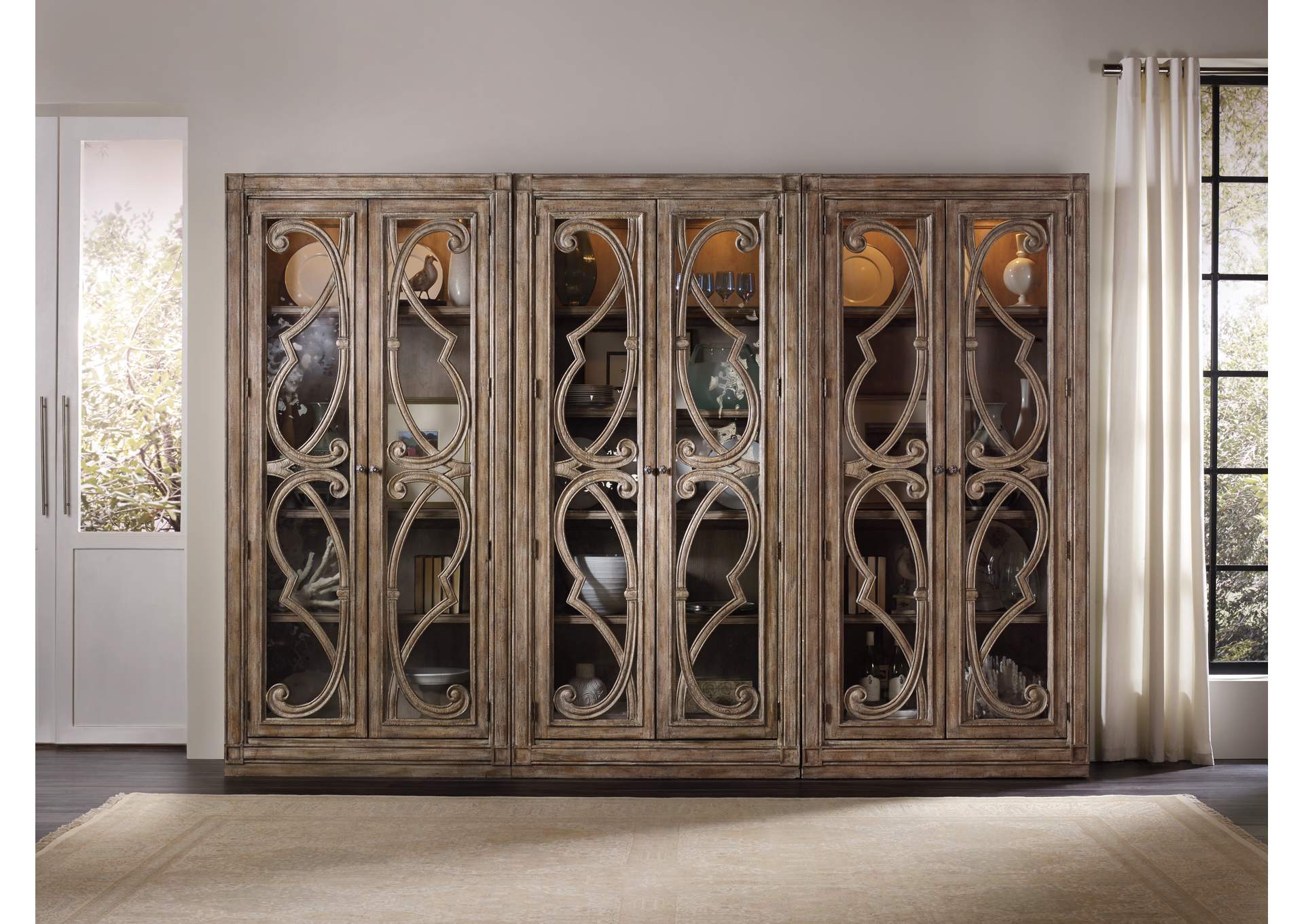 Solana Bunching Curio Cabinet,Hooker Furniture