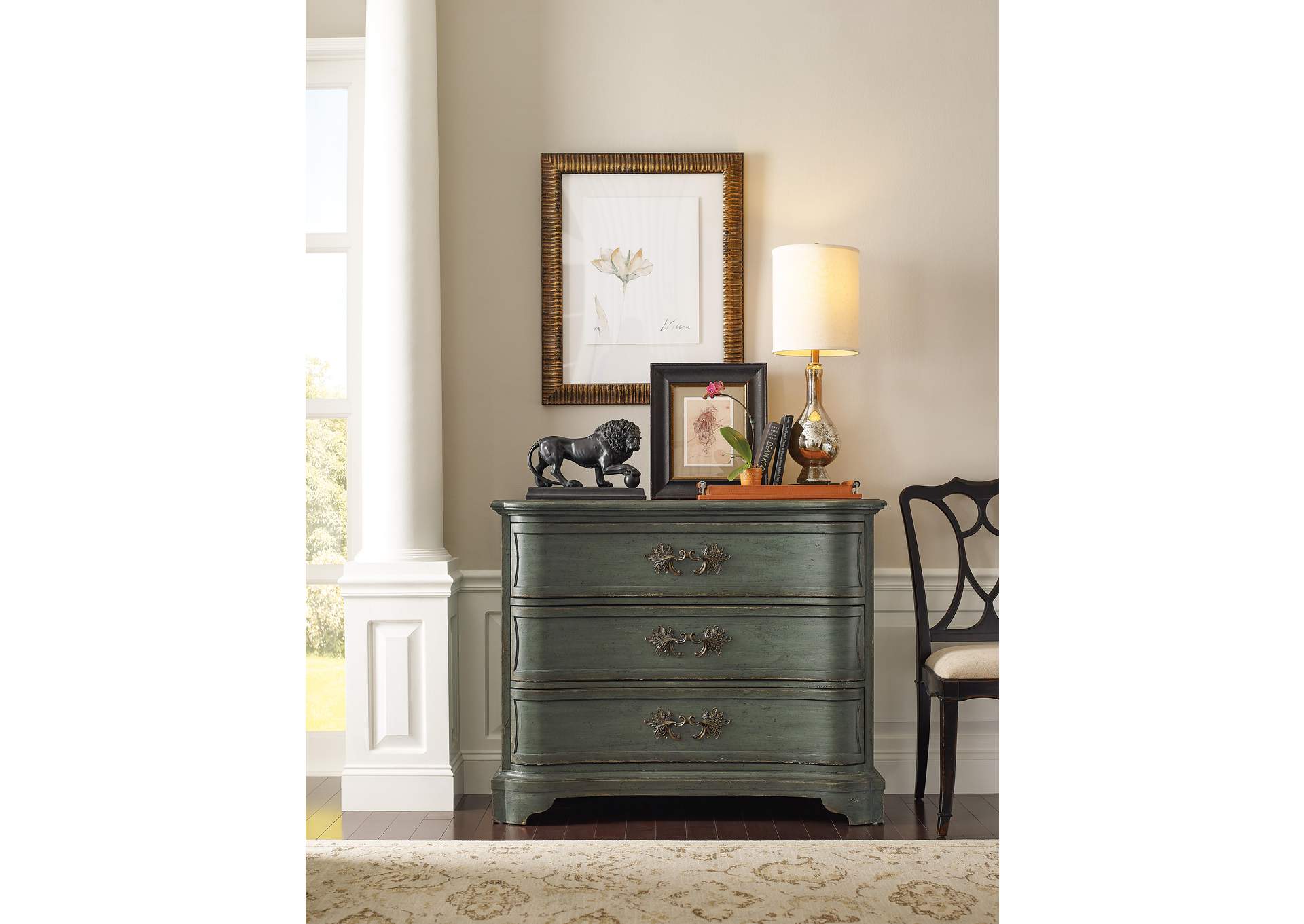 Charleston Three - Drawer Accent Chest,Hooker Furniture