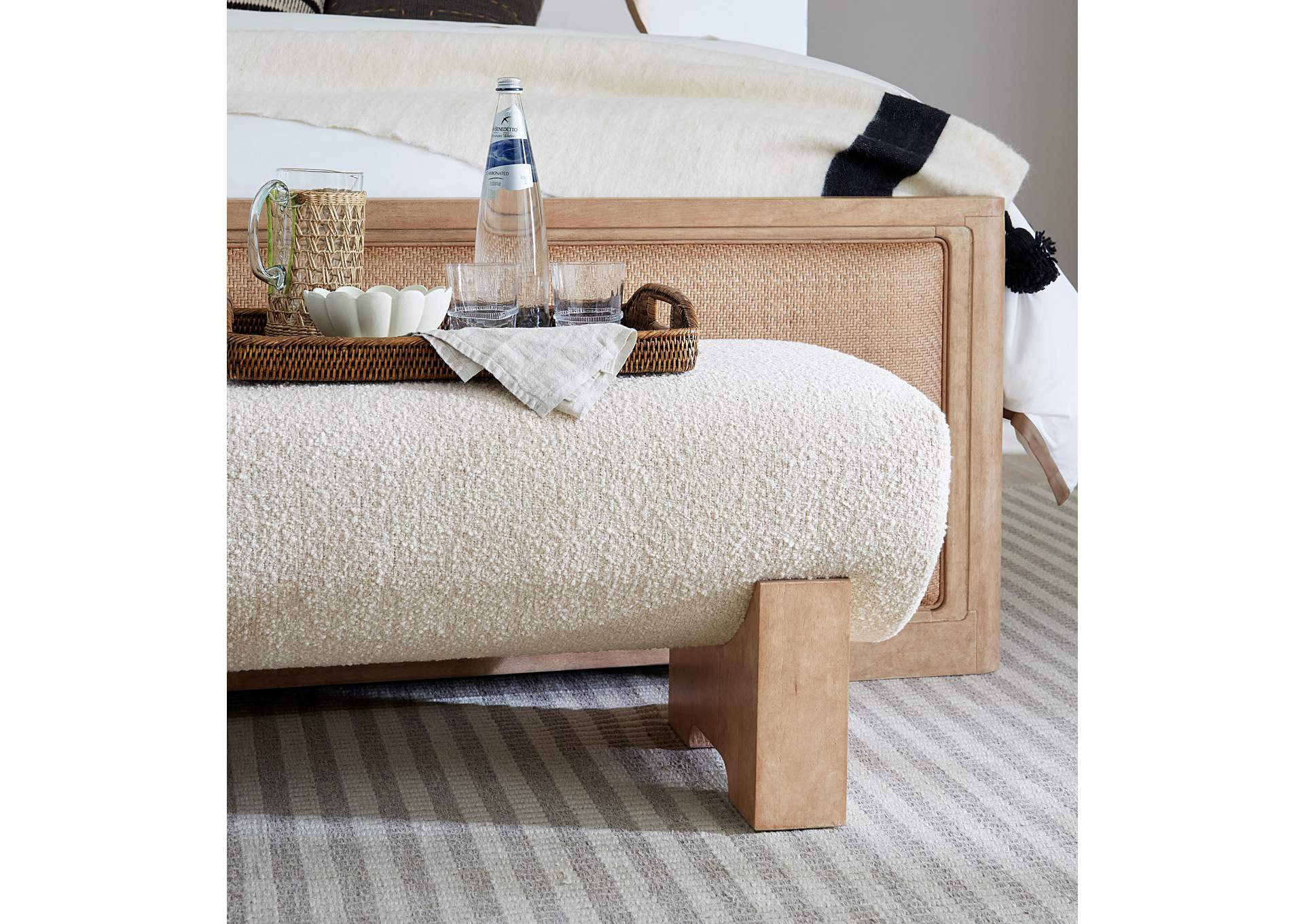 Retreat Bed Bench,Hooker Furniture