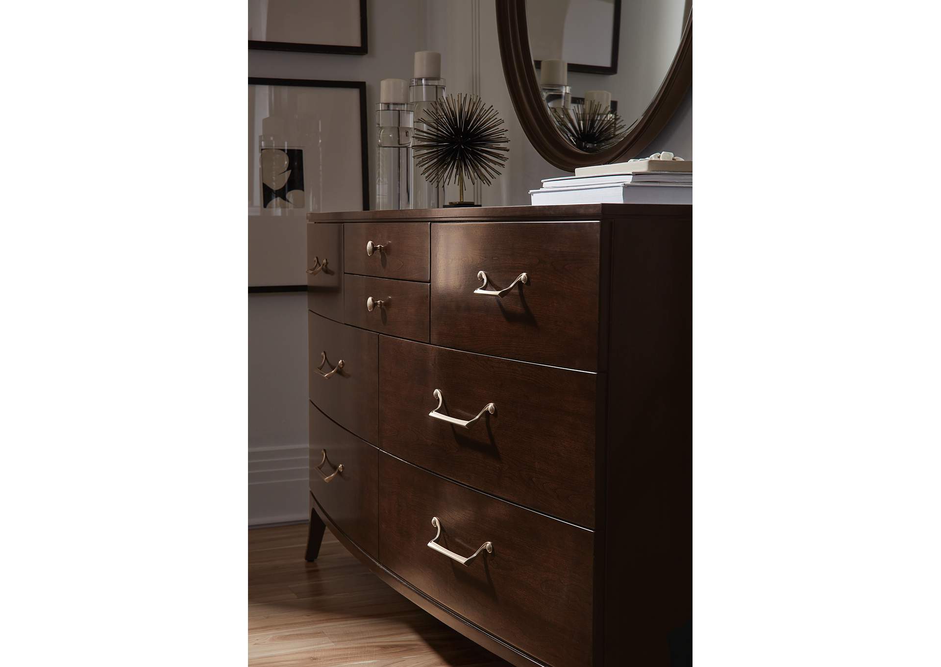 Bella Donna Dresser,Hooker Furniture