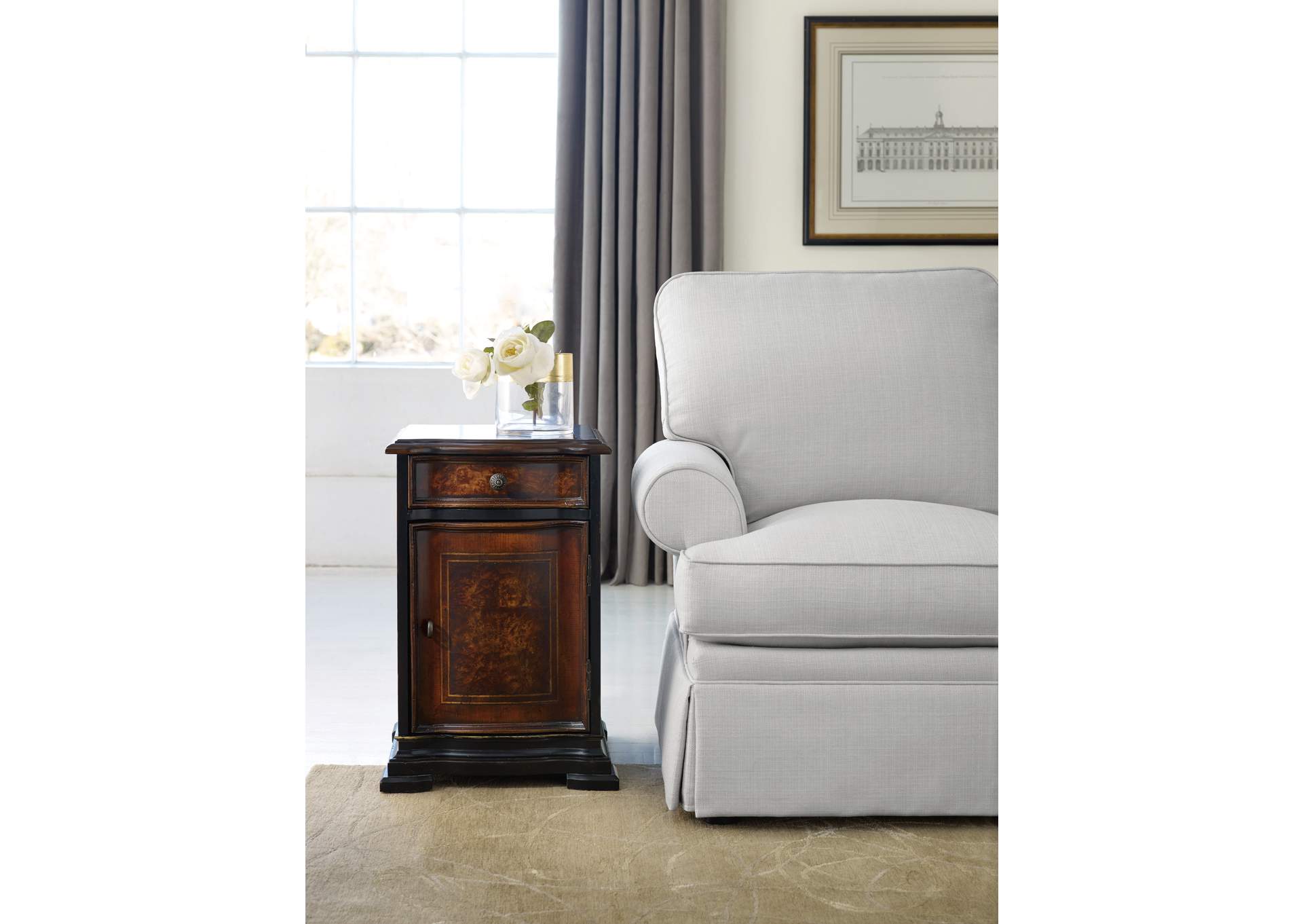 Grandover Chairide Chest,Hooker Furniture