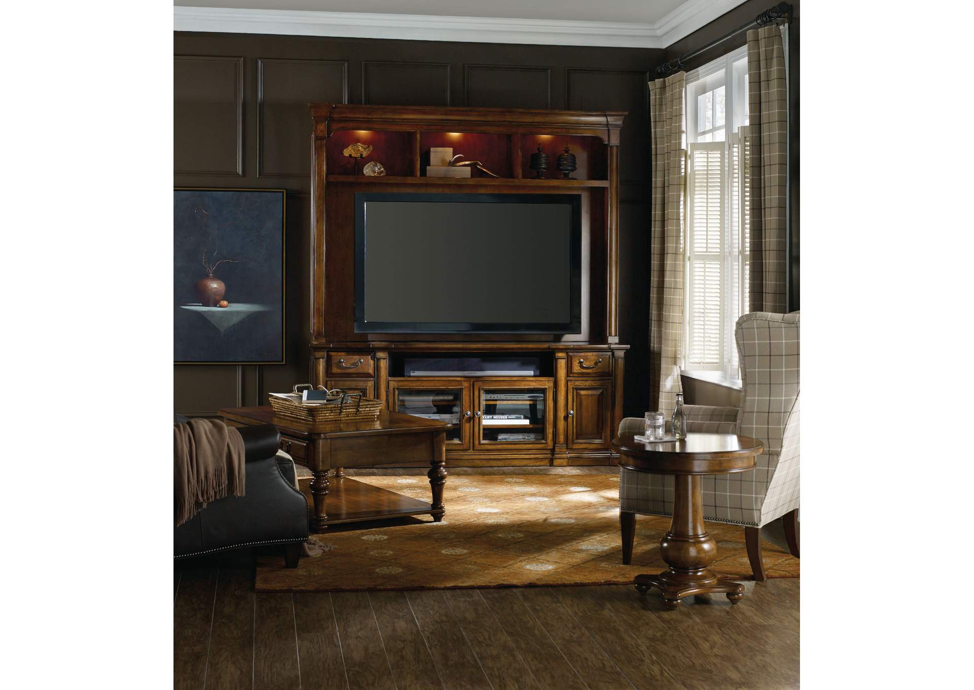Tynecastle Entertainment Console,Hooker Furniture