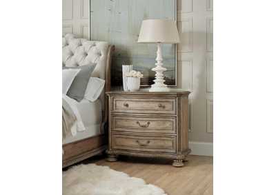 Castella Bachelors Chest,Hooker Furniture