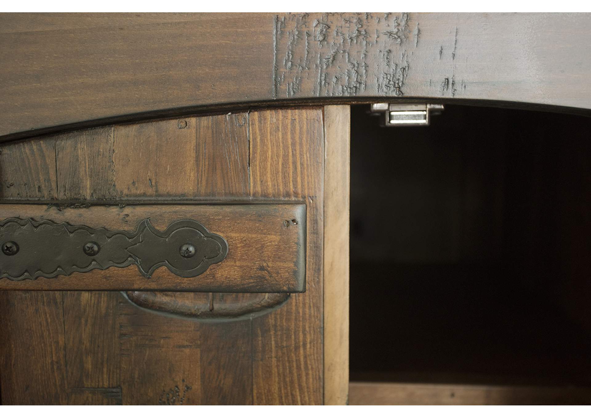 Mezcal End Table w/2 Doors,International Furniture Direct