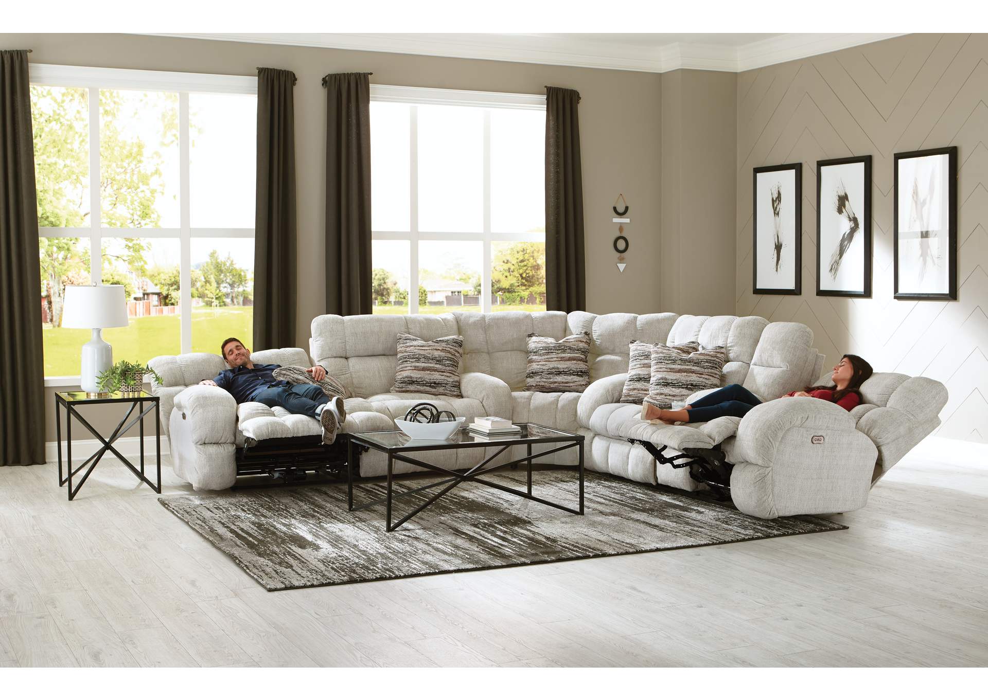 Ashland Lay Flat Reclining Sofa,Jackson Catnapper