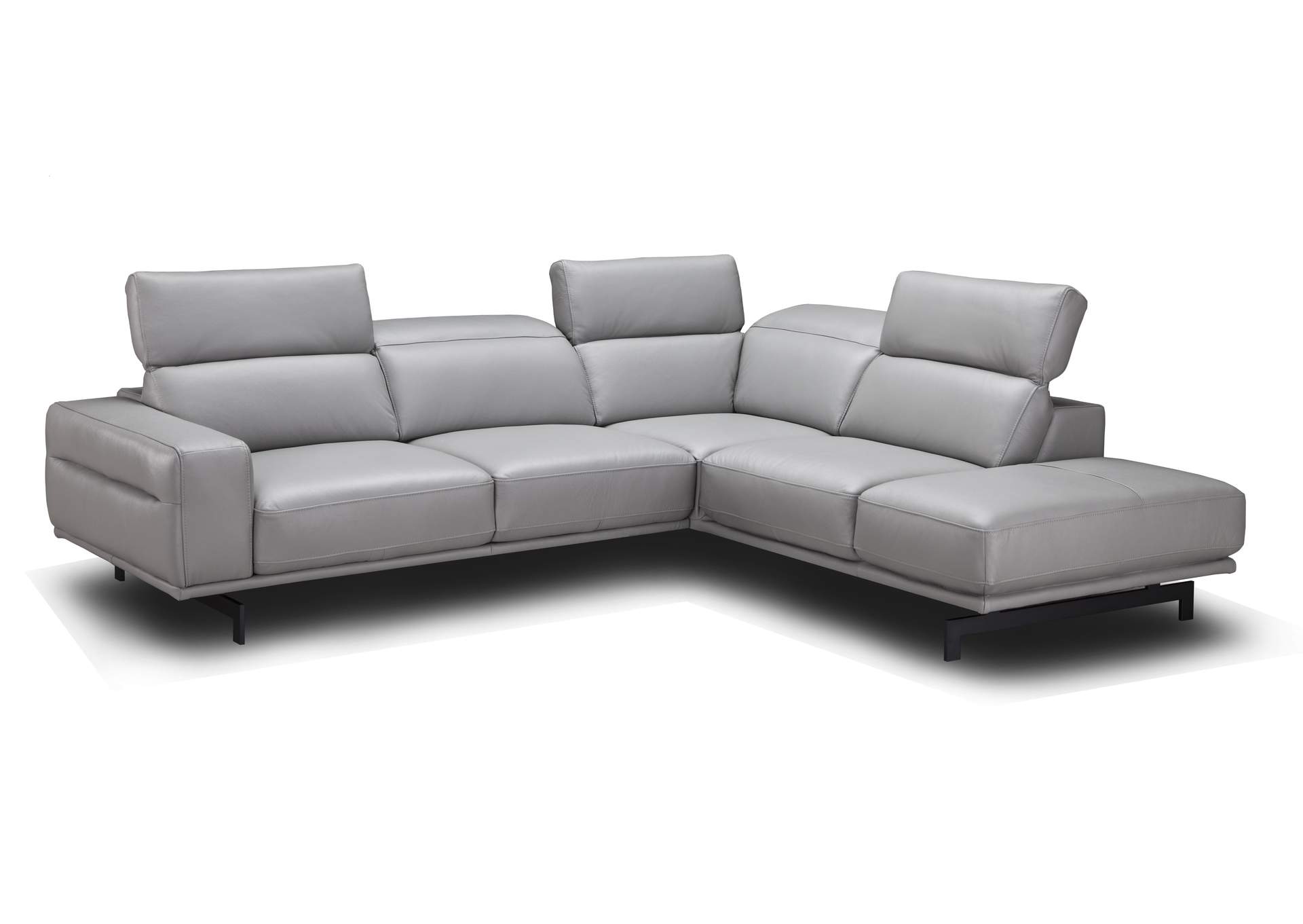 Davenport Light Grey Sectional In Right Facing,J&M Furniture