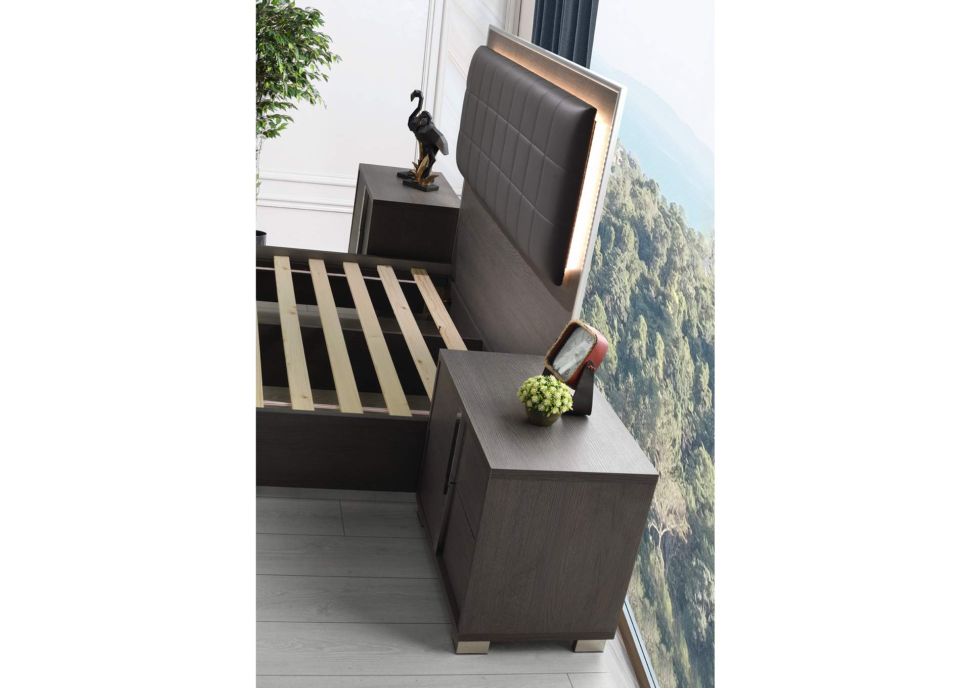 Giulia Chest In Matte Gray,J&M Furniture