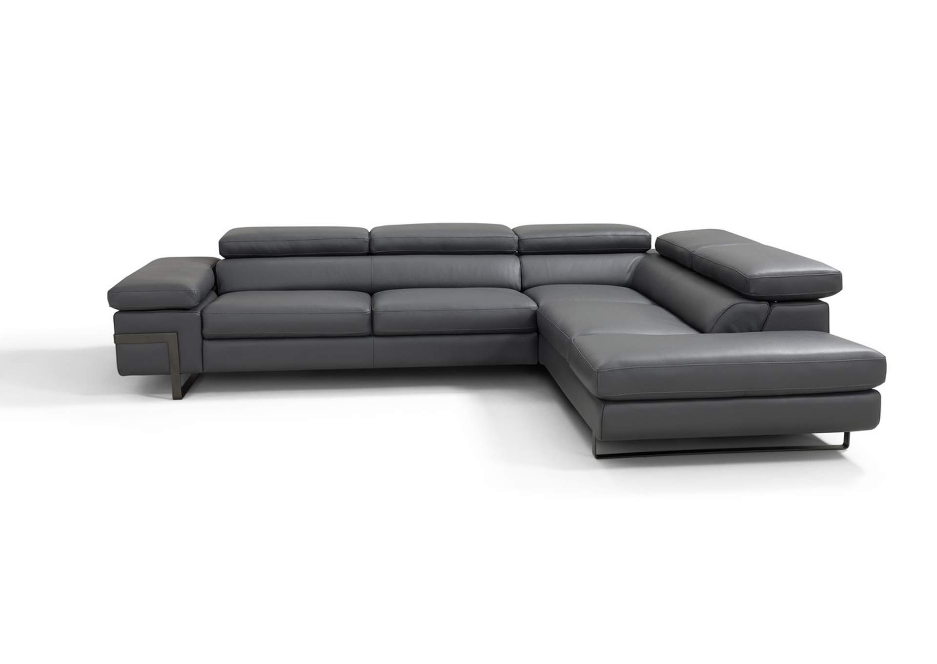I867 Right Hand Facing Chaise In Grey,J&M Furniture