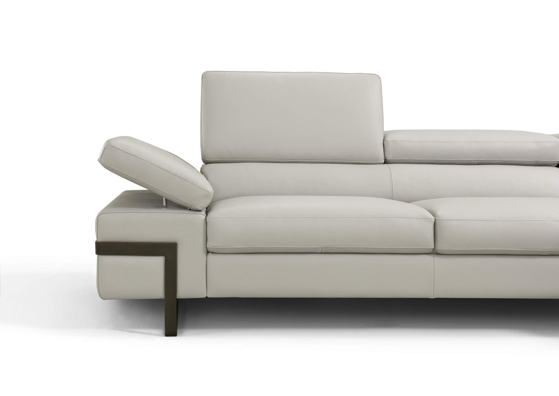 I867 Left Hand Facing Chaise In Right Grey,J&M Furniture