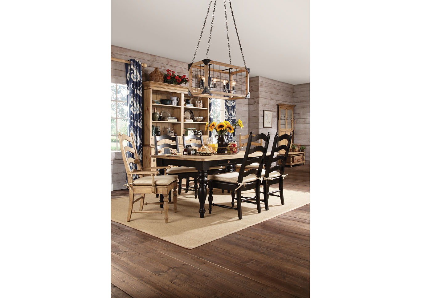 Homecoming Pine Black Dining Set w/4 Black Side Chairs & 2 Arm Chairs,Kincaid