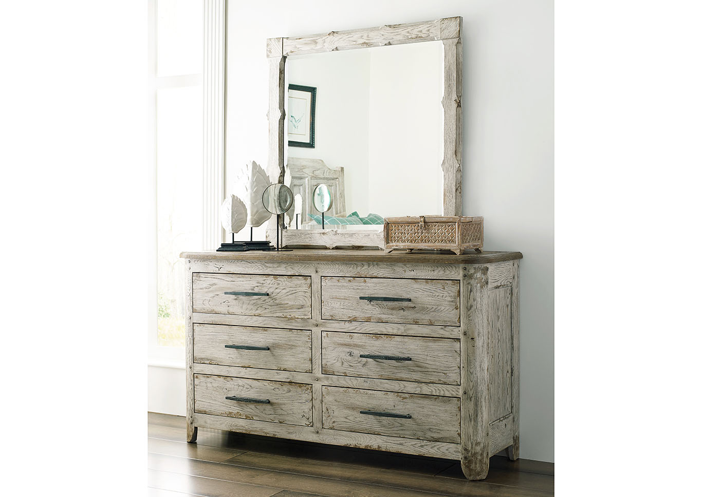 Trails Willow Dresser & Mirror,Kincaid