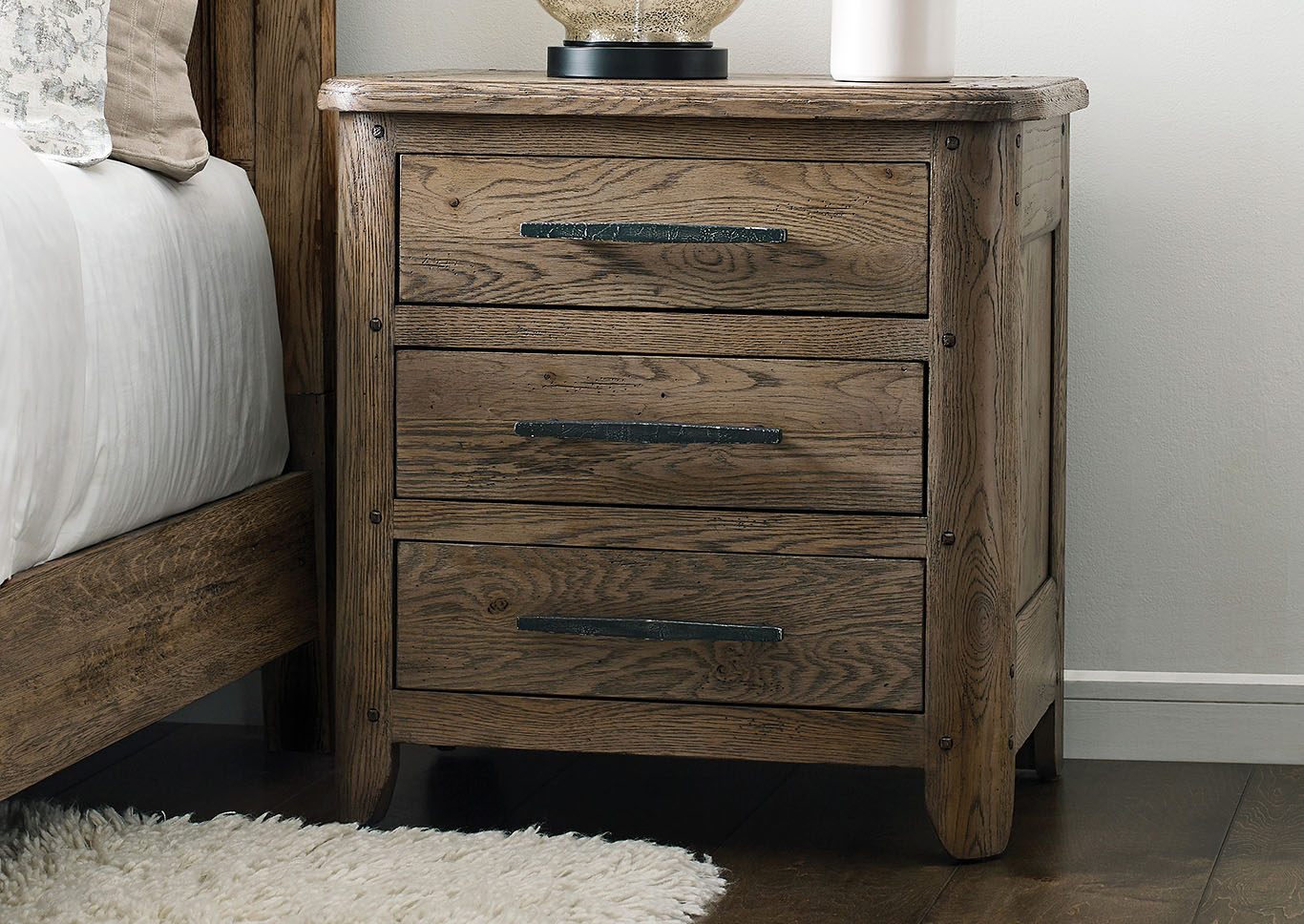 Dupont Highlands Nightstand,Kincaid