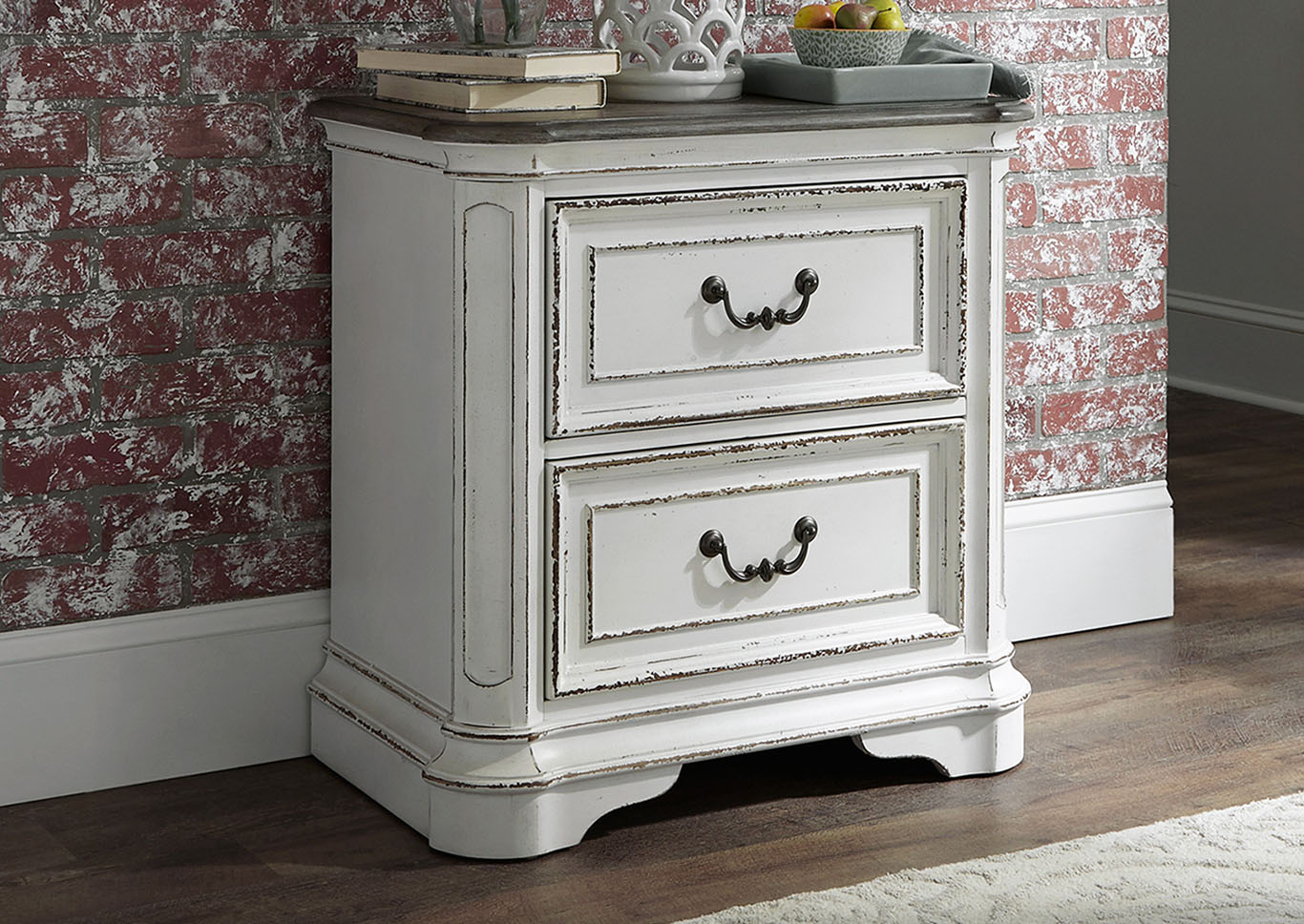 Magnolia Manor King Panel Bed, Dresser & Mirror, Chest, Nightstand,Liberty