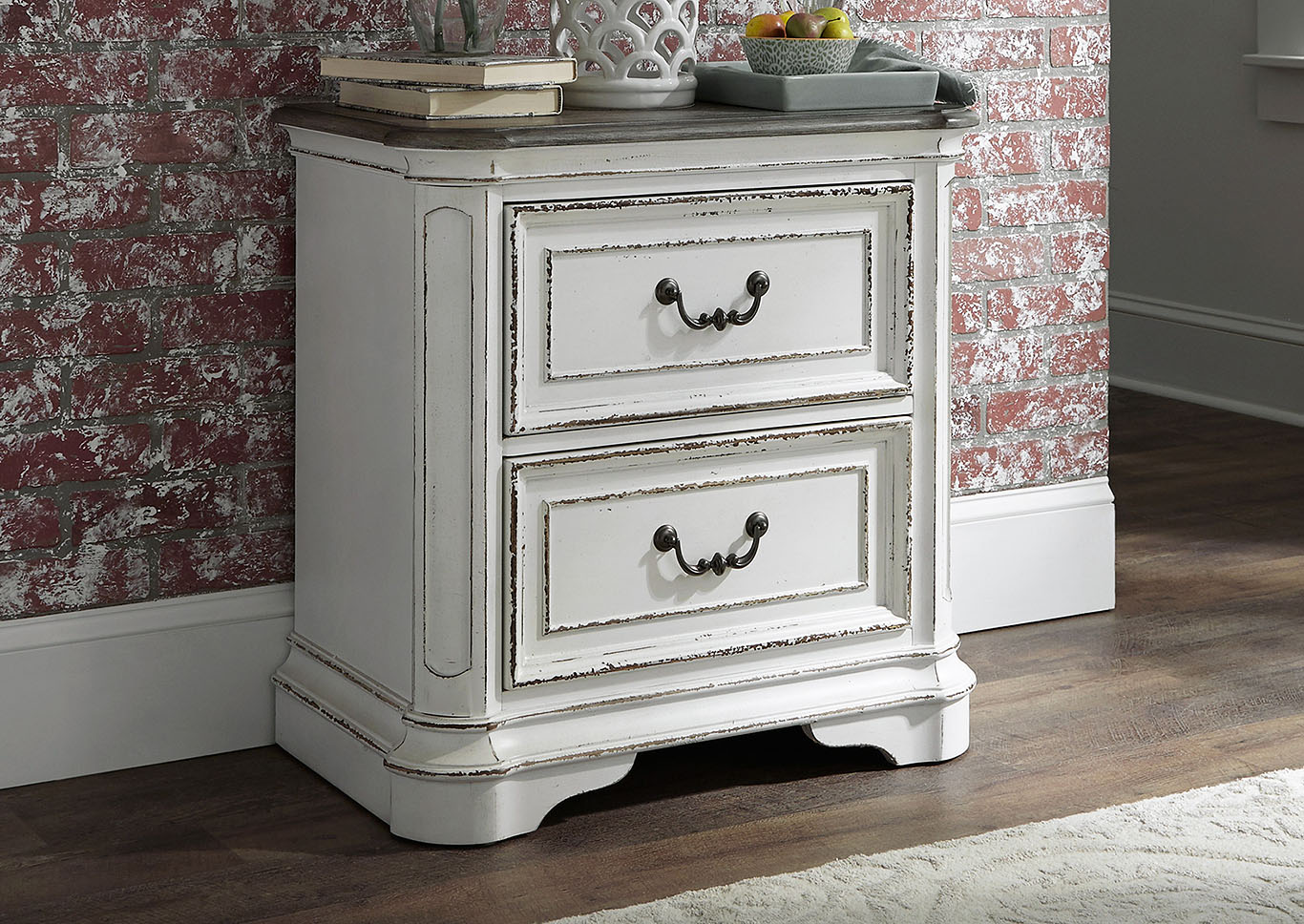 Magnolia Manor King Panel Bed, Dresser & Mirror, Nightstand,Liberty