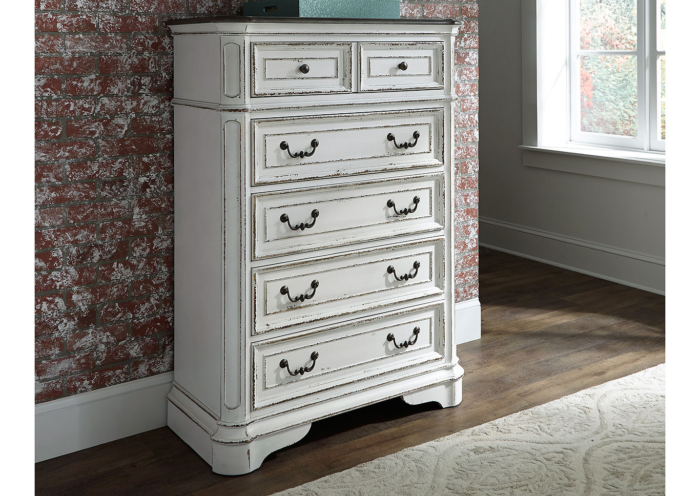 Magnolia Manor Queen Panel Bed, Dresser & Mirror, Chest,Liberty