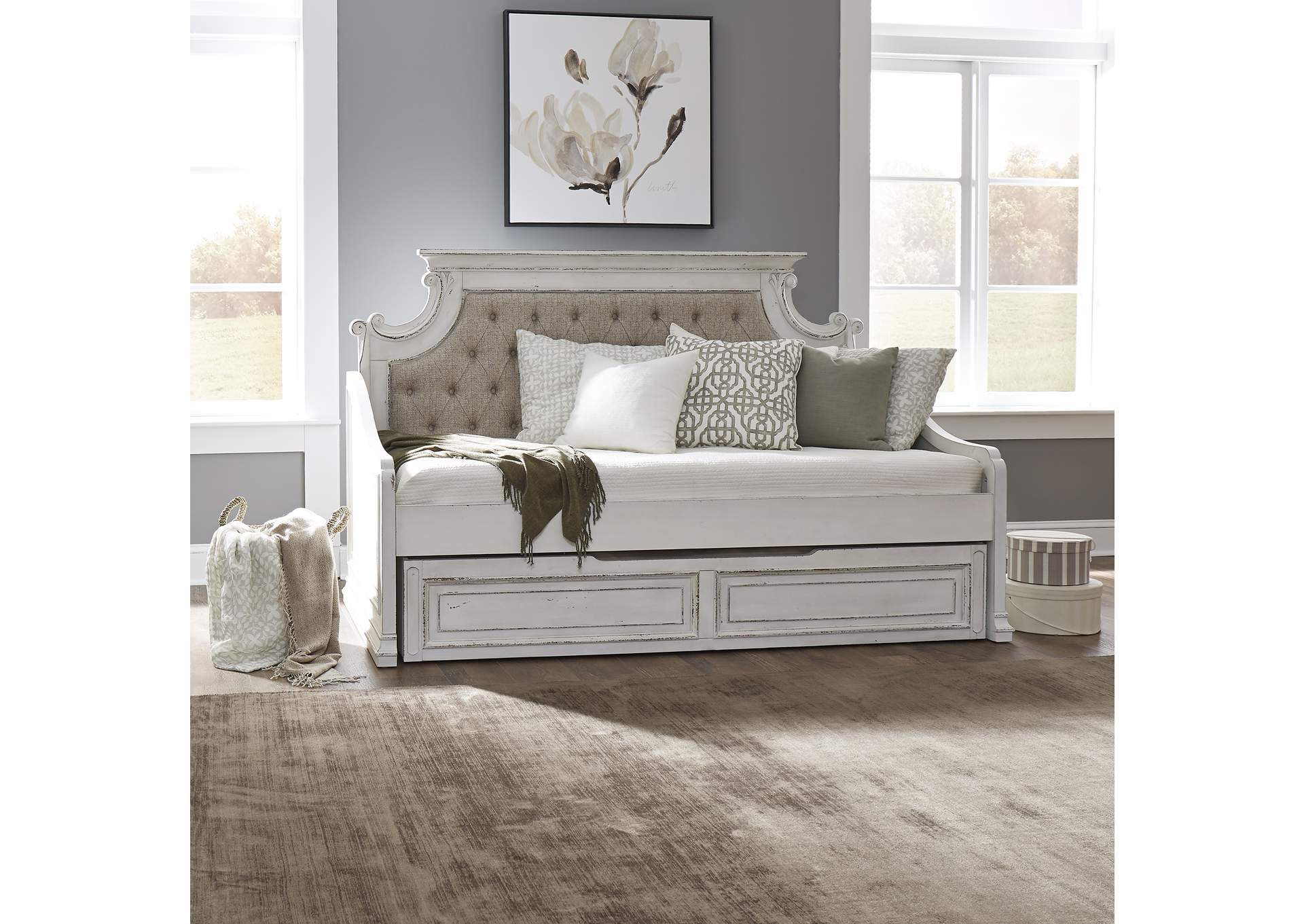 Magnolia Manor Twin Daybed with Trundle,Liberty