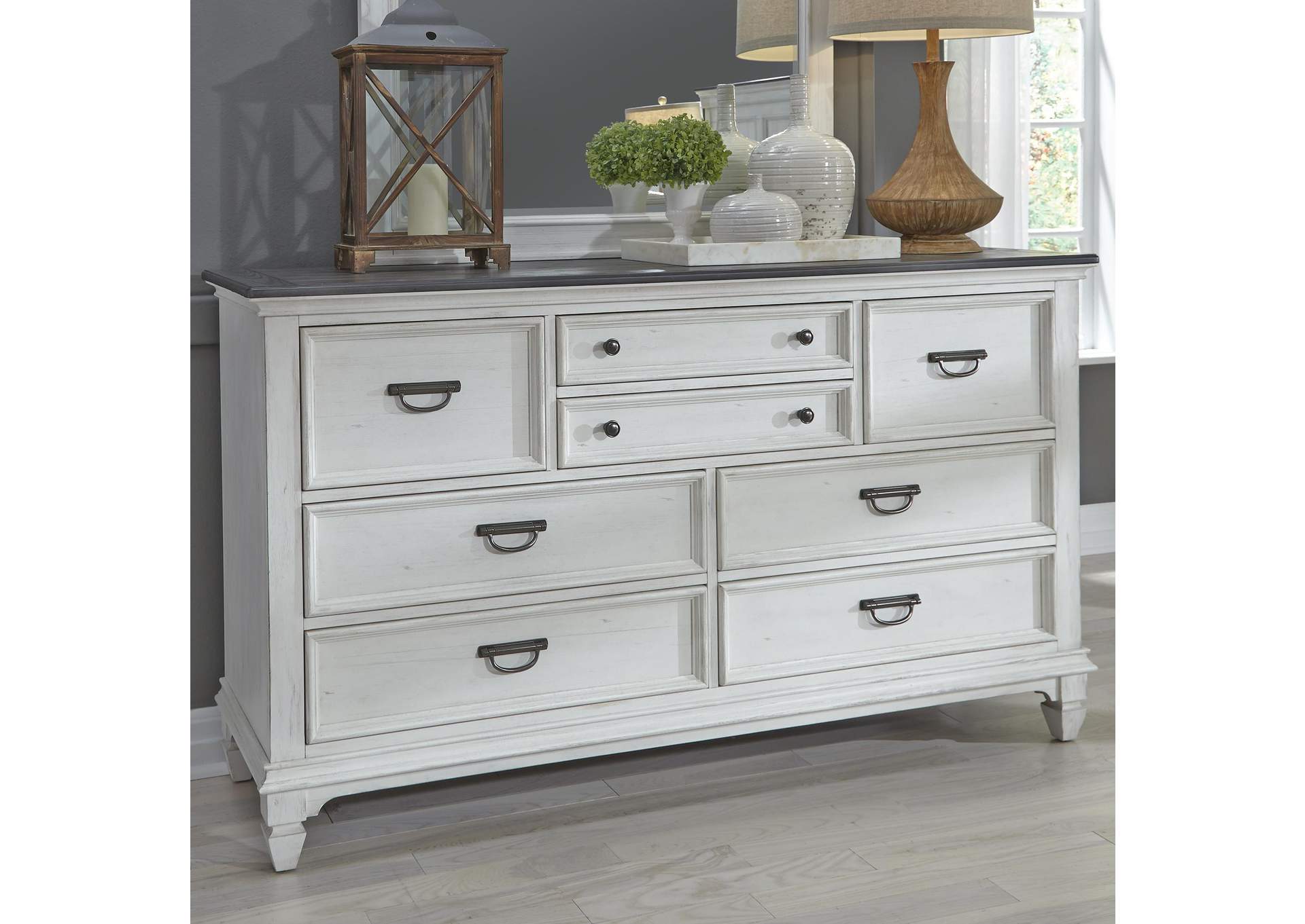 Allyson Park 8 Drawer Dresser,Liberty