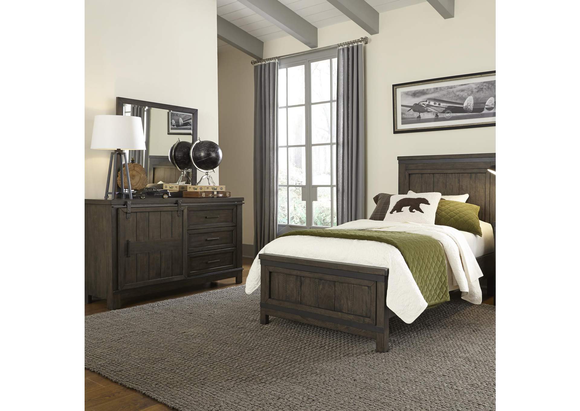 Thornwood Hills Full Panel Bed, Dresser & Mirror,Liberty